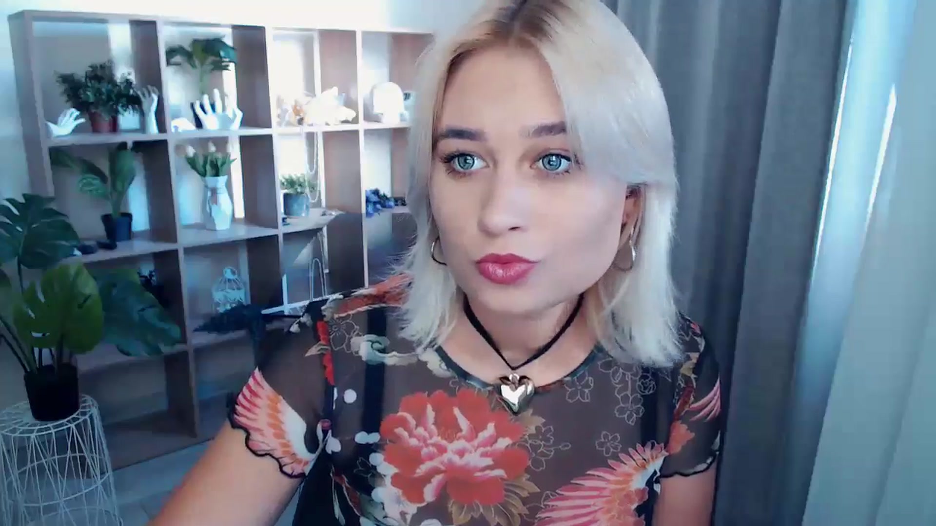 Gallery image thumbnail from Kukla_kolduna's myfreecams stream on, 09/07/2024, 16:27 image 6 of 20