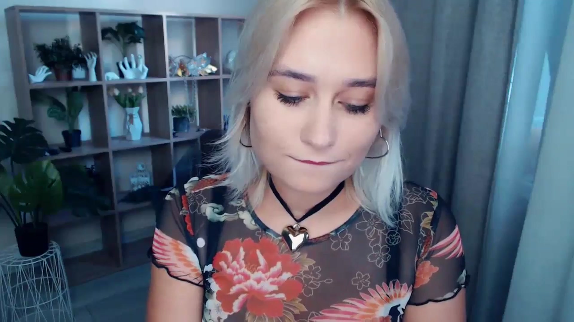 Gallery image thumbnail from Kukla_kolduna's myfreecams stream on, 09/07/2024, 16:27 image 18 of 20