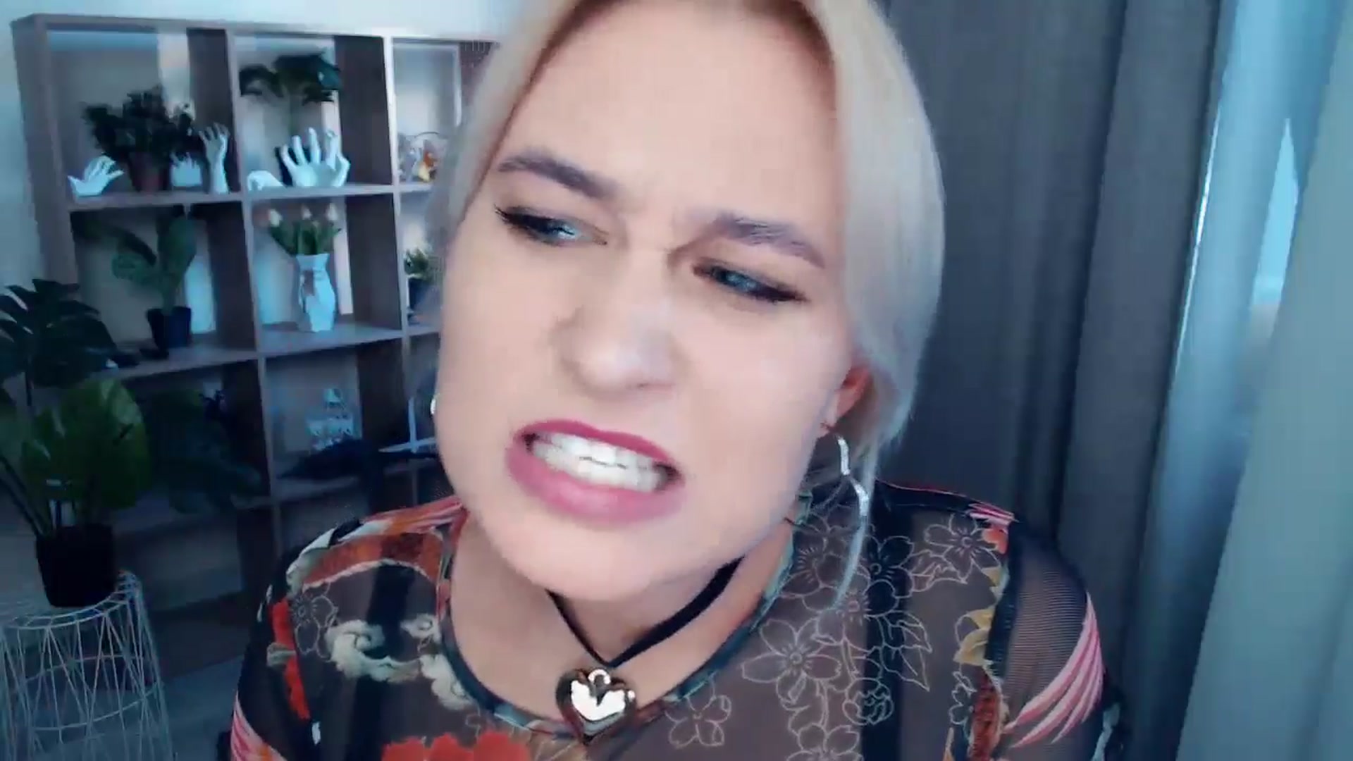 Gallery image thumbnail from Kukla_kolduna's myfreecams stream on, 09/07/2024, 16:27 image 16 of 20
