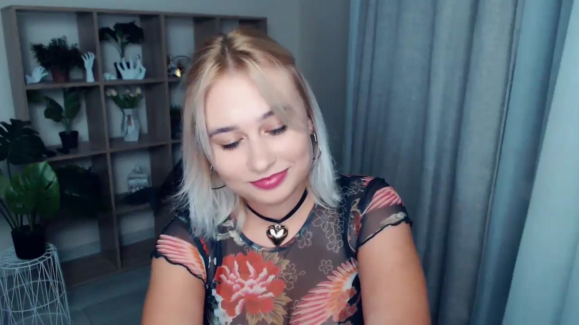 Gallery image thumbnail from Kukla_kolduna's myfreecams stream on, 09/07/2024, 18:11 image 6 of 20