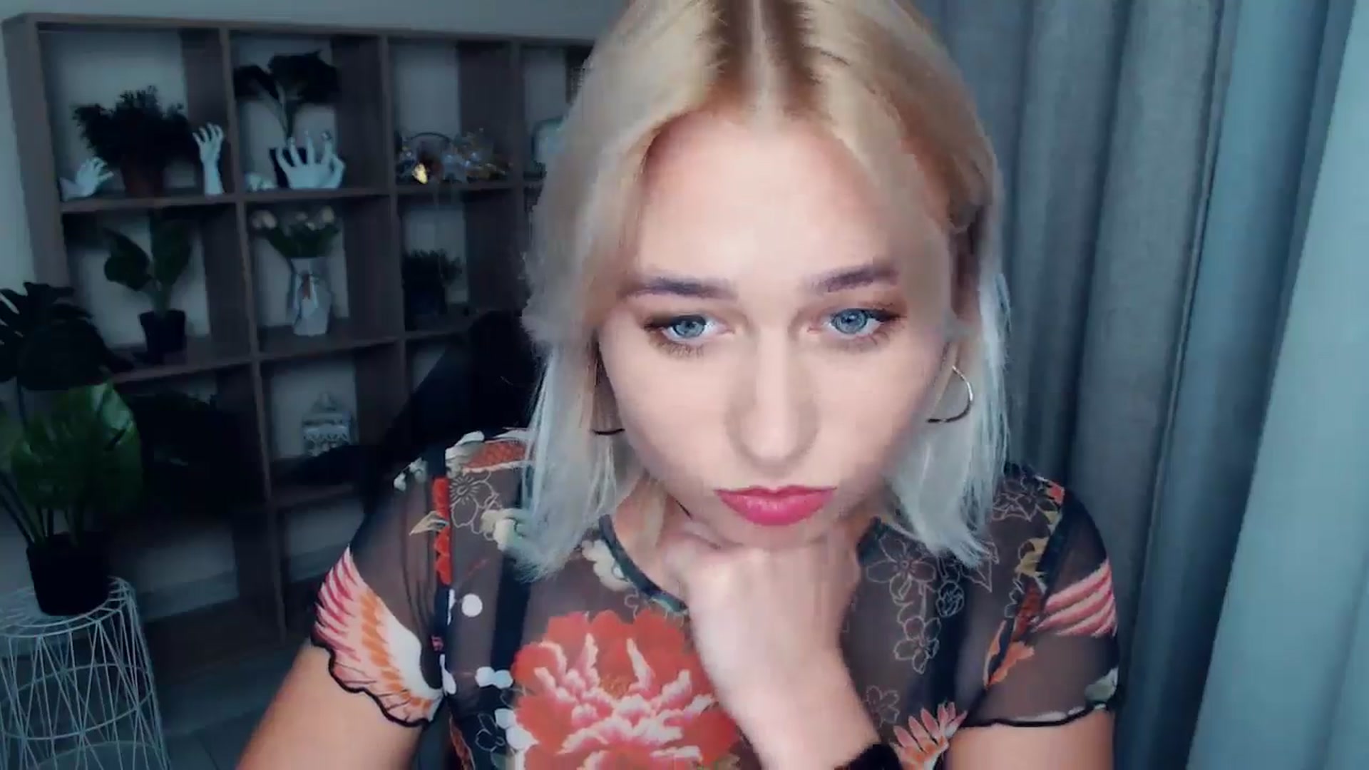 Gallery image thumbnail from Kukla_kolduna's myfreecams stream on, 09/07/2024, 18:11 image 12 of 20