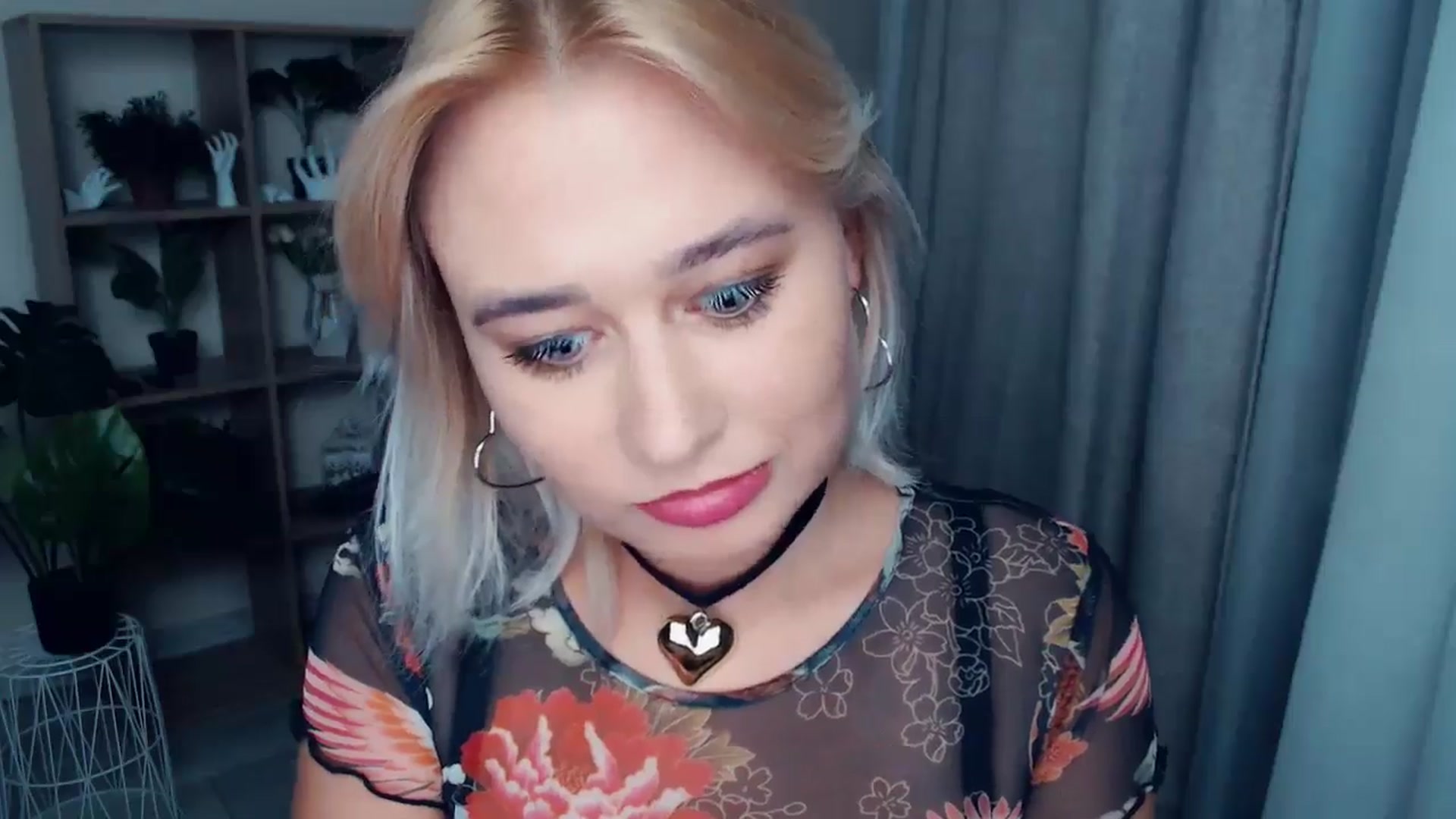 Gallery image thumbnail from Kukla_kolduna's myfreecams stream on, 09/07/2024, 18:11 image 10 of 20