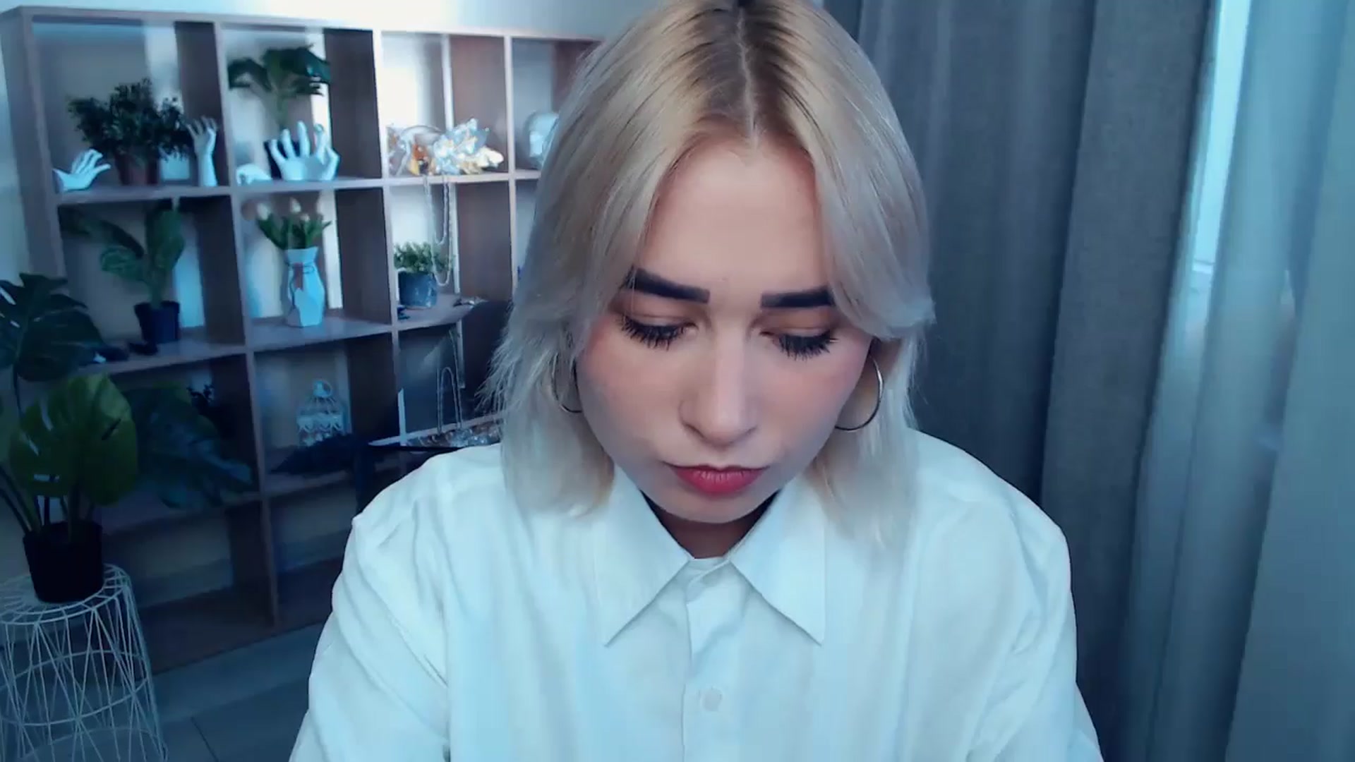 Gallery image thumbnail from Kukla_kolduna's myfreecams stream on, 09/08/2024, 13:26 image 19 of 20