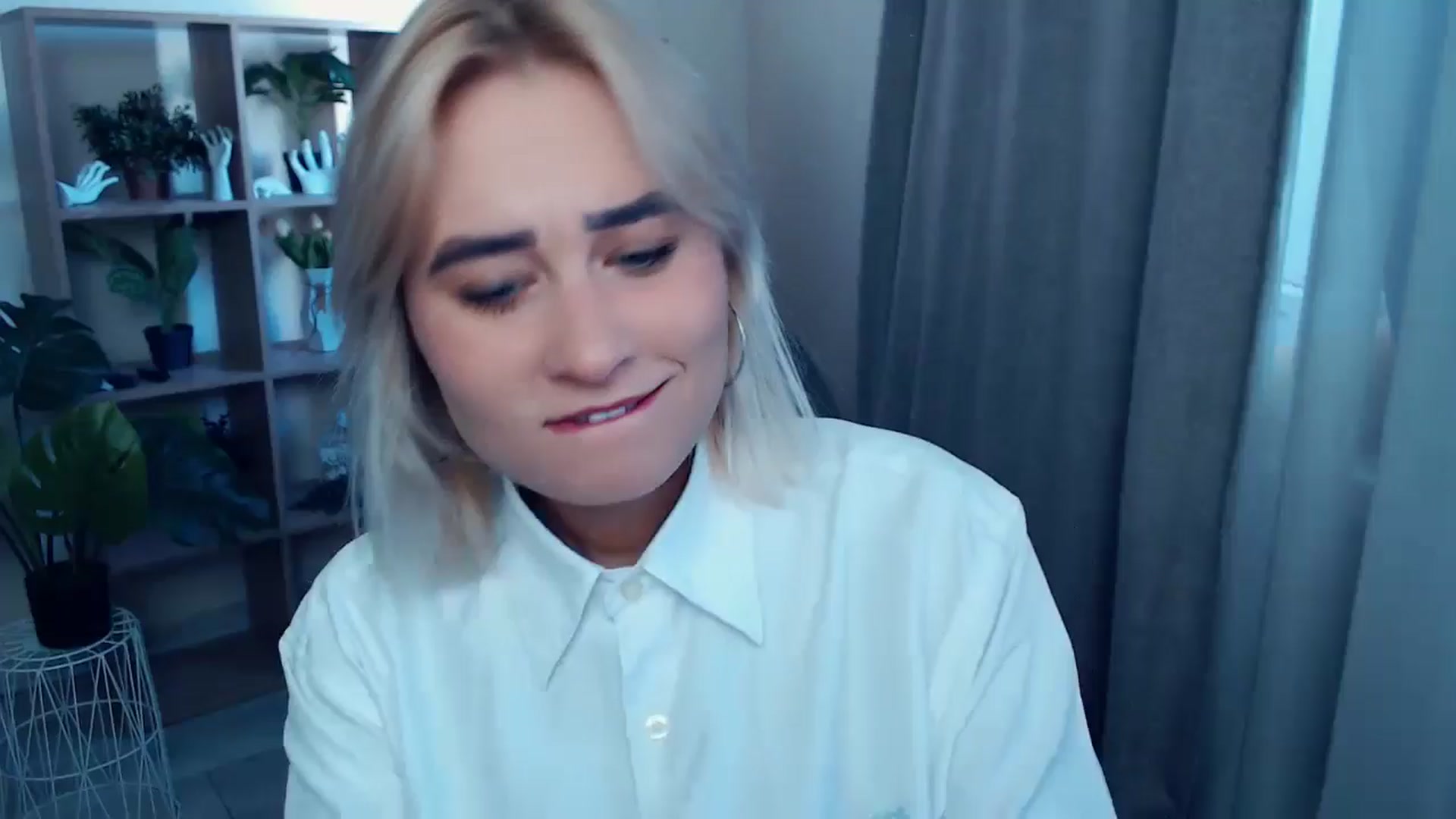Gallery image thumbnail from Kukla_kolduna's myfreecams stream on, 09/08/2024, 13:26 image 1 of 20