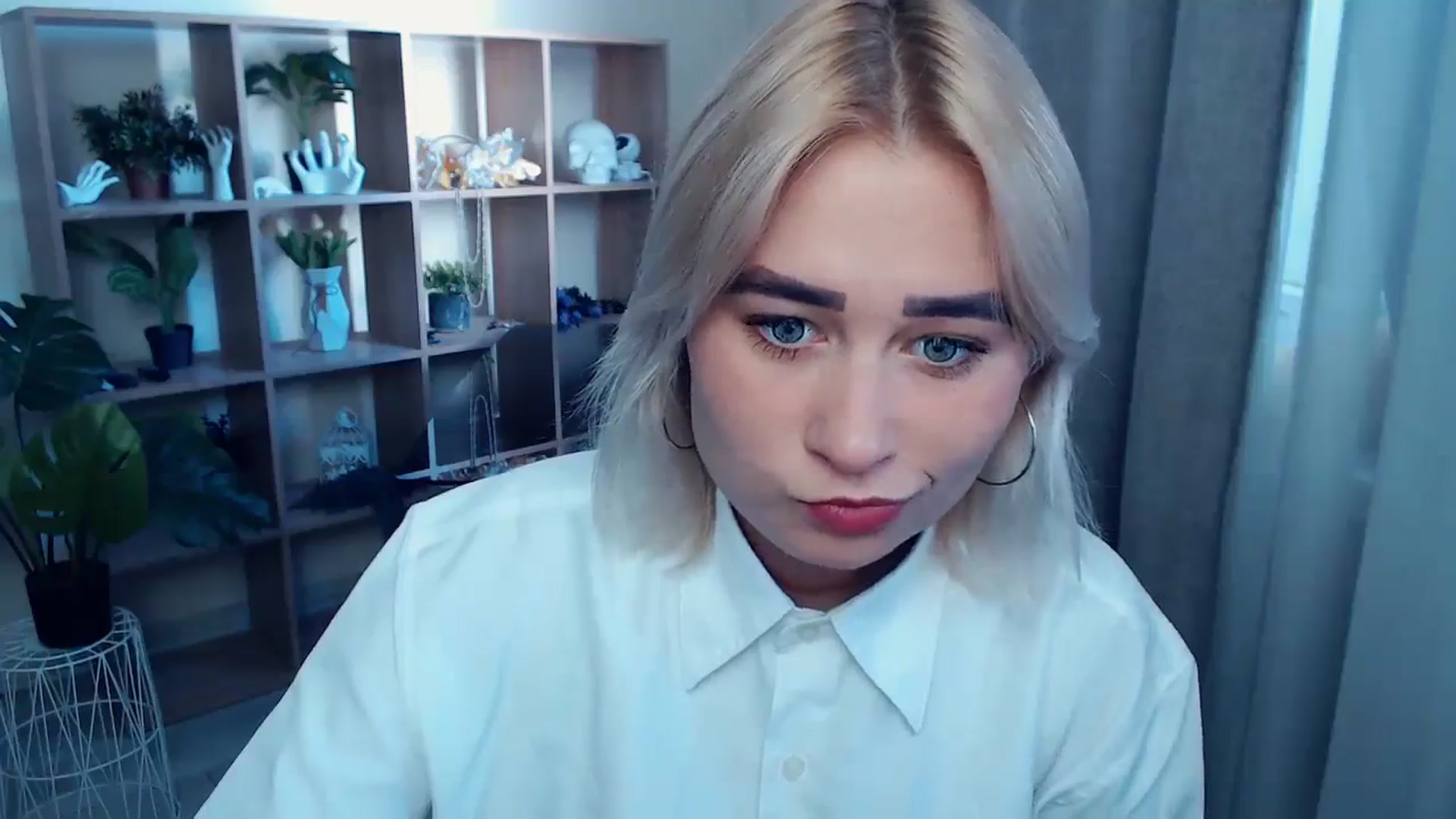 Gallery image thumbnail from Kukla_kolduna's myfreecams stream on, 09/08/2024, 13:26 image 14 of 20