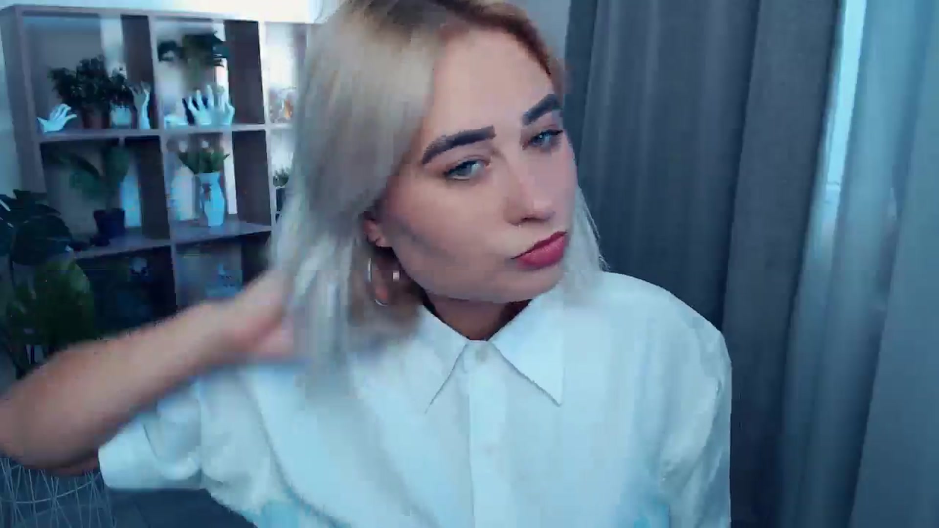 Gallery image thumbnail from Kukla_kolduna's myfreecams stream on, 09/08/2024, 13:26 image 13 of 20