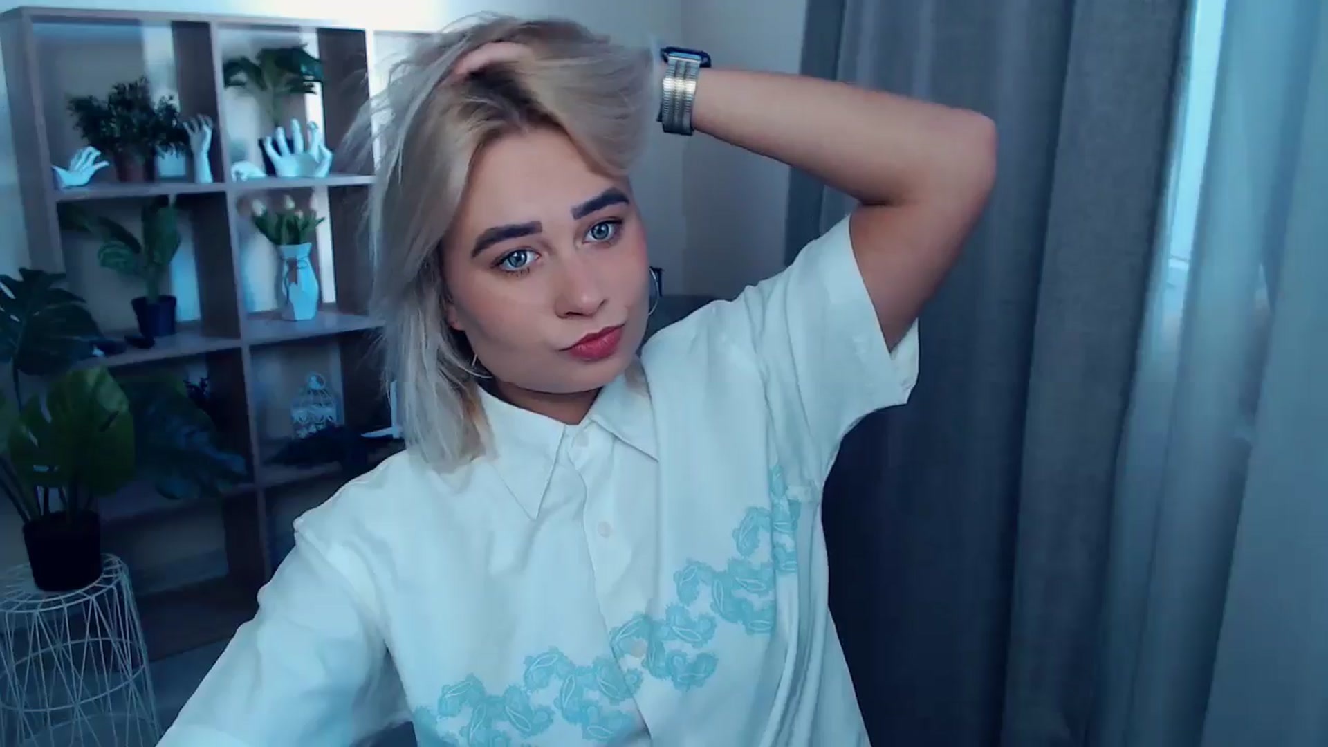 Gallery image thumbnail from Kukla_kolduna's myfreecams stream on, 09/08/2024, 13:26 image 12 of 20