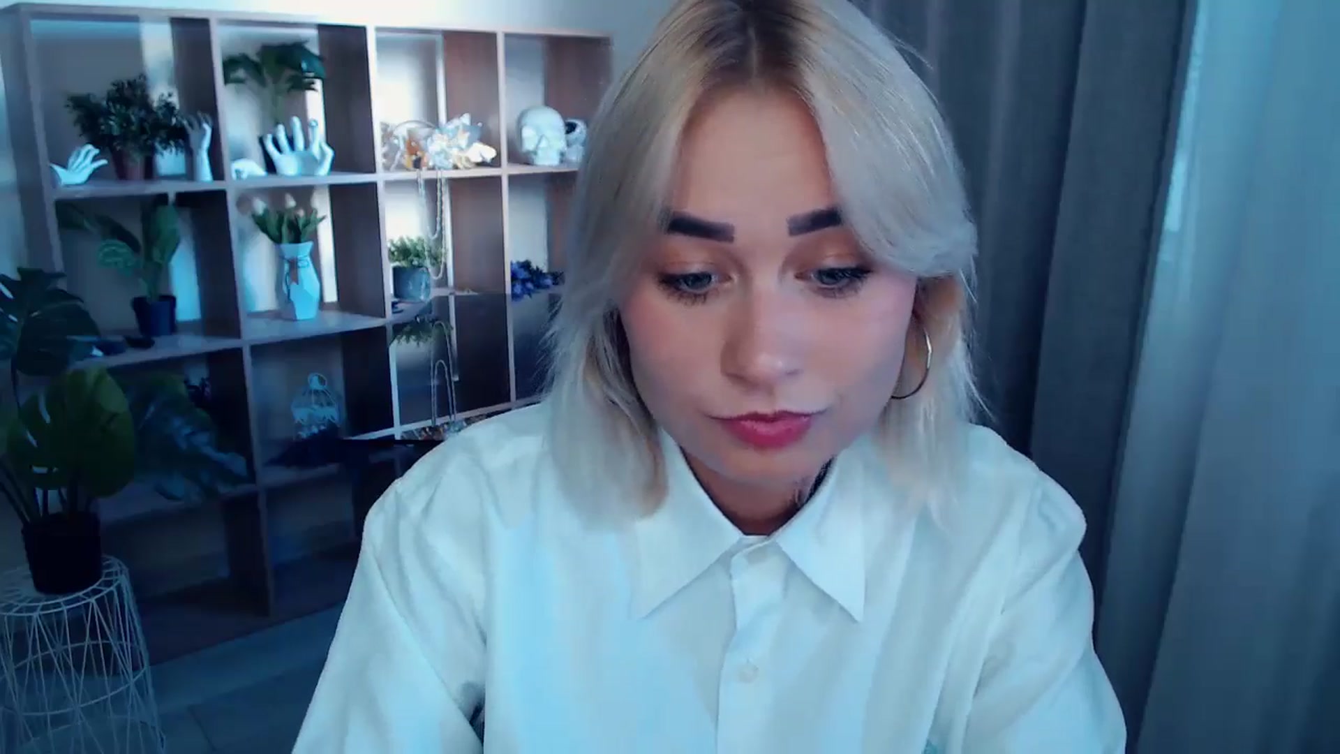 Gallery image thumbnail from Kukla_kolduna's myfreecams stream on, 09/08/2024, 15:56 image 3 of 20