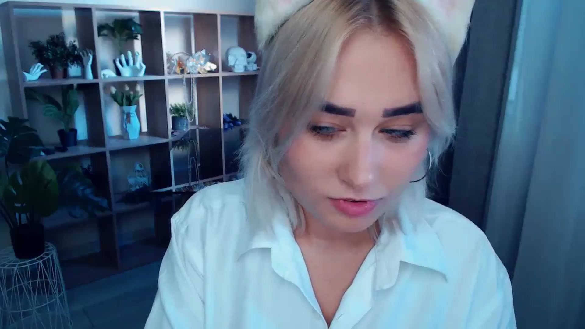 Gallery image thumbnail from Kukla_kolduna's myfreecams stream on, 09/08/2024, 15:56 image 11 of 20