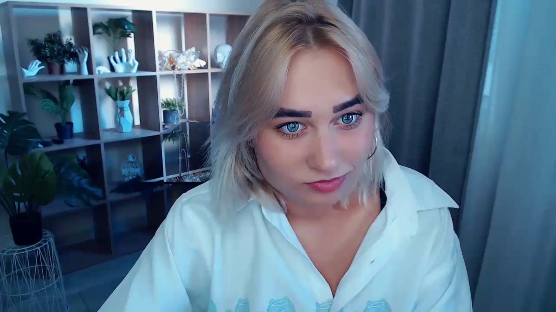 Gallery image thumbnail from Kukla_kolduna's myfreecams stream on, 09/08/2024, 15:56 image 5 of 20