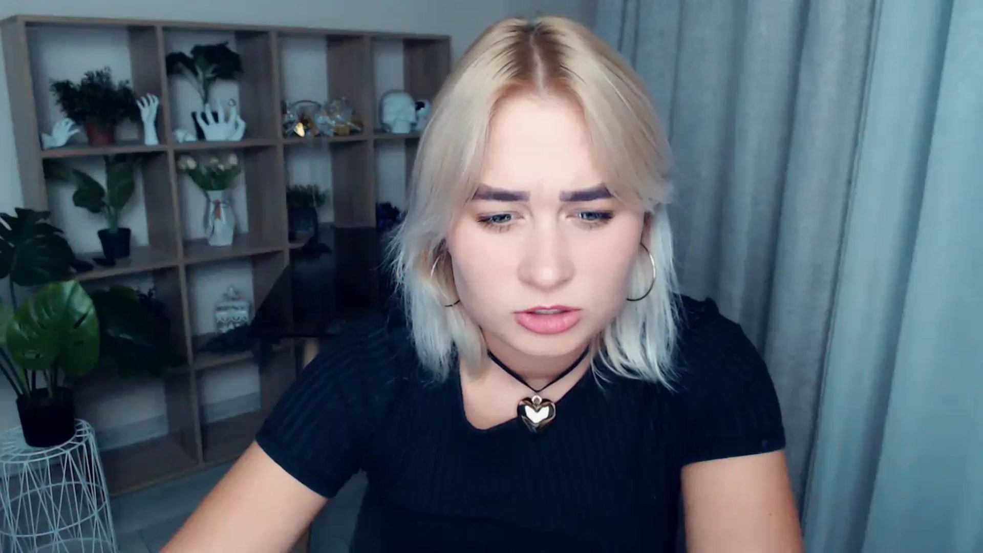Gallery image thumbnail from Kukla_kolduna's myfreecams stream on, 09/08/2024, 18:43 image 14 of 20