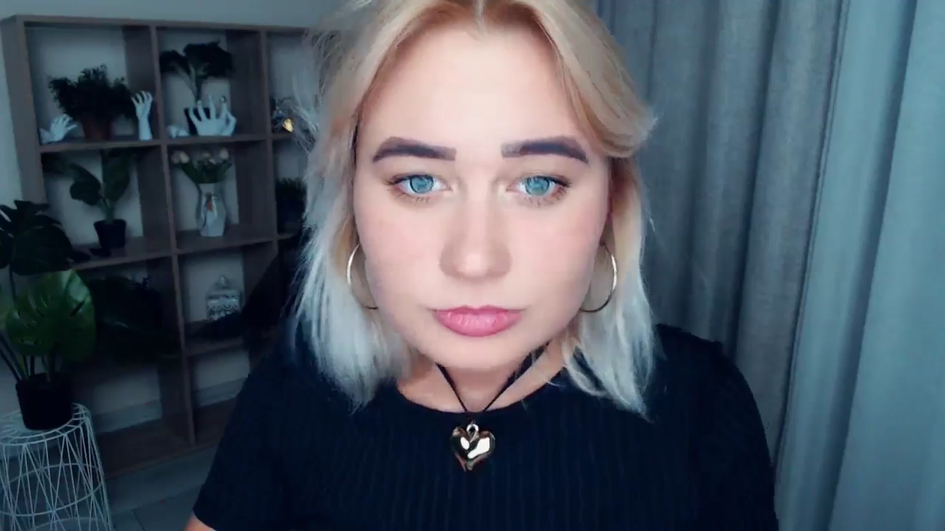 Gallery image thumbnail from Kukla_kolduna's myfreecams stream on, 09/08/2024, 18:43 image 6 of 20