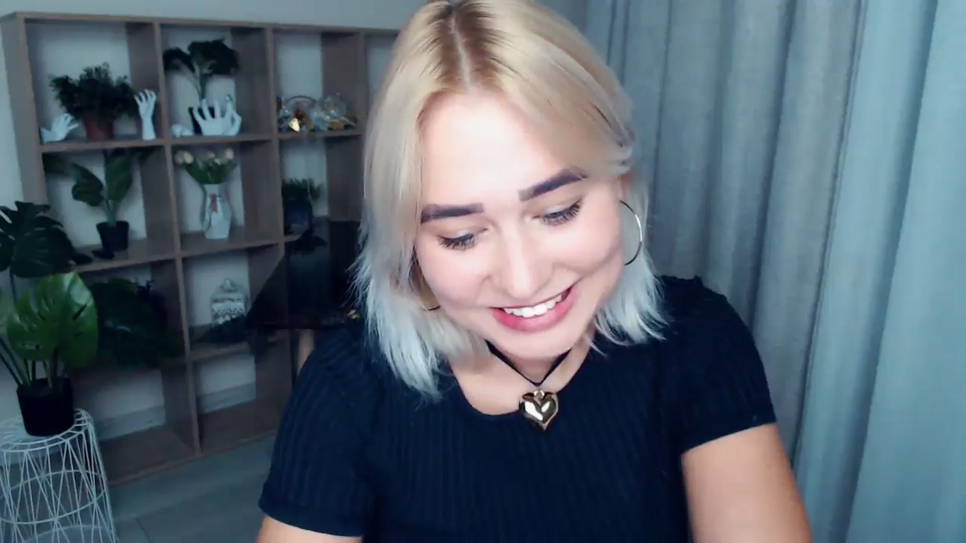 Gallery image thumbnail from Kukla_kolduna's myfreecams stream on, 09/08/2024, 18:43 image 20 of 20