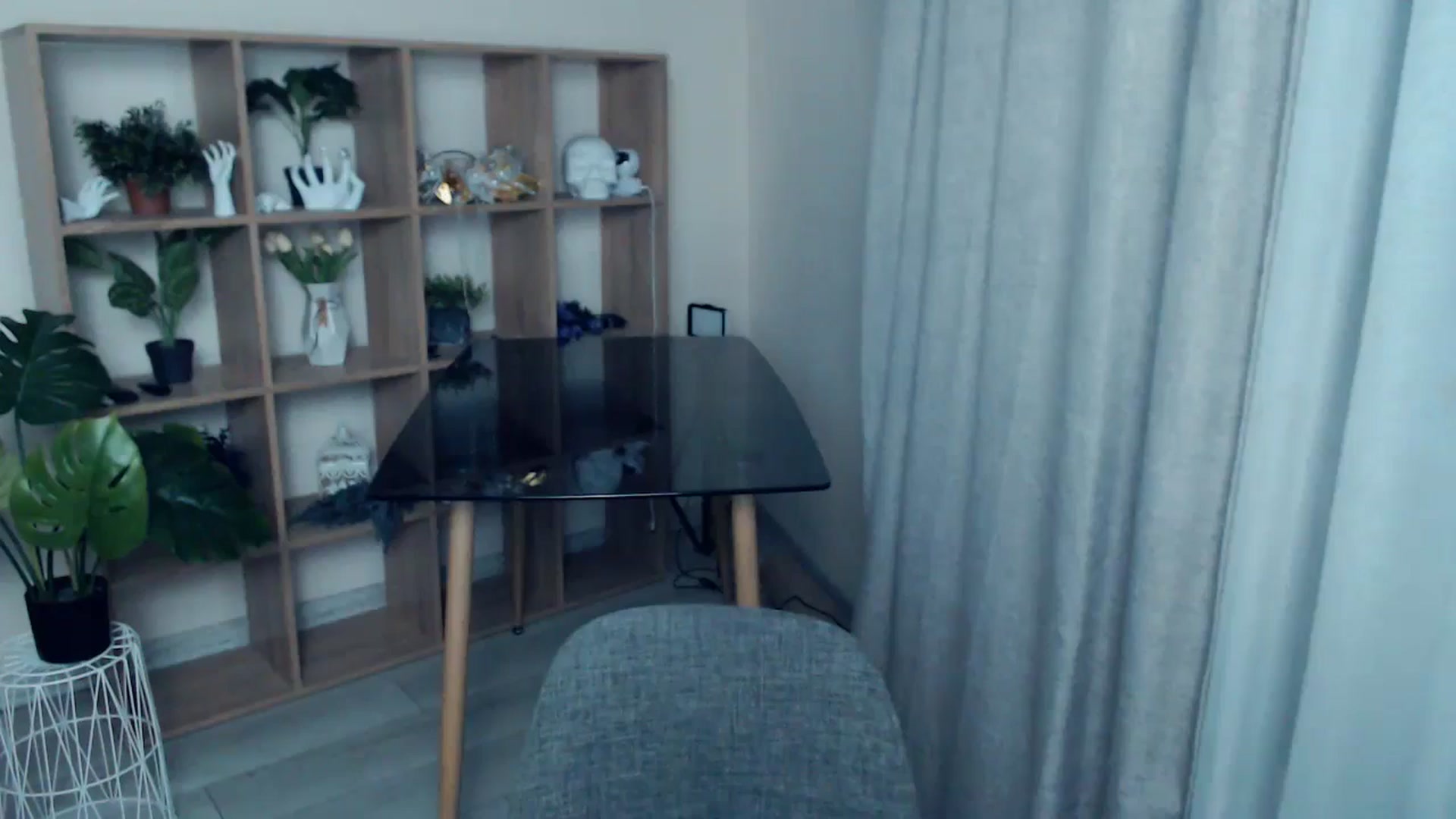 Gallery image thumbnail from Kukla_kolduna's myfreecams stream on, 09/08/2024, 18:43 image 4 of 20