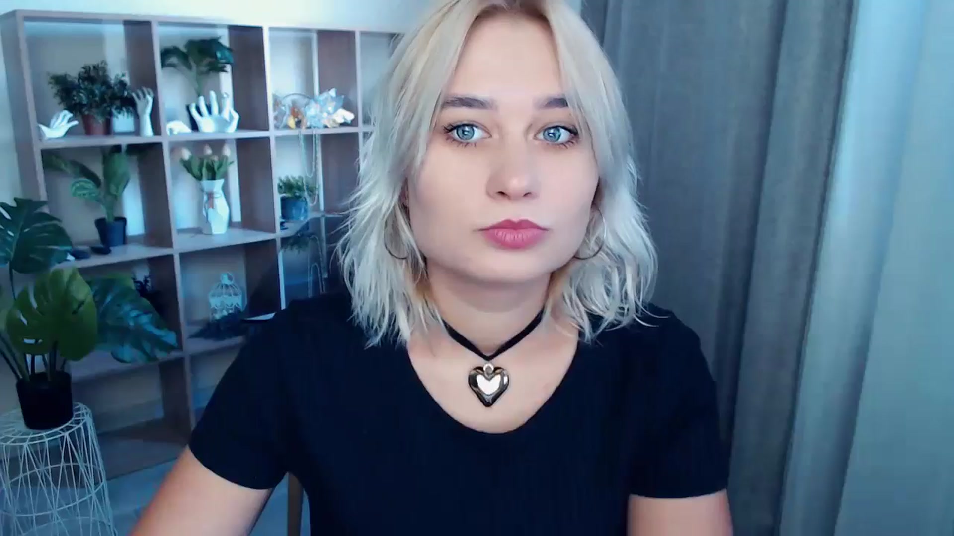 Gallery image thumbnail from Kukla_kolduna's myfreecams stream on, 09/11/2024, 17:13 image 1 of 20