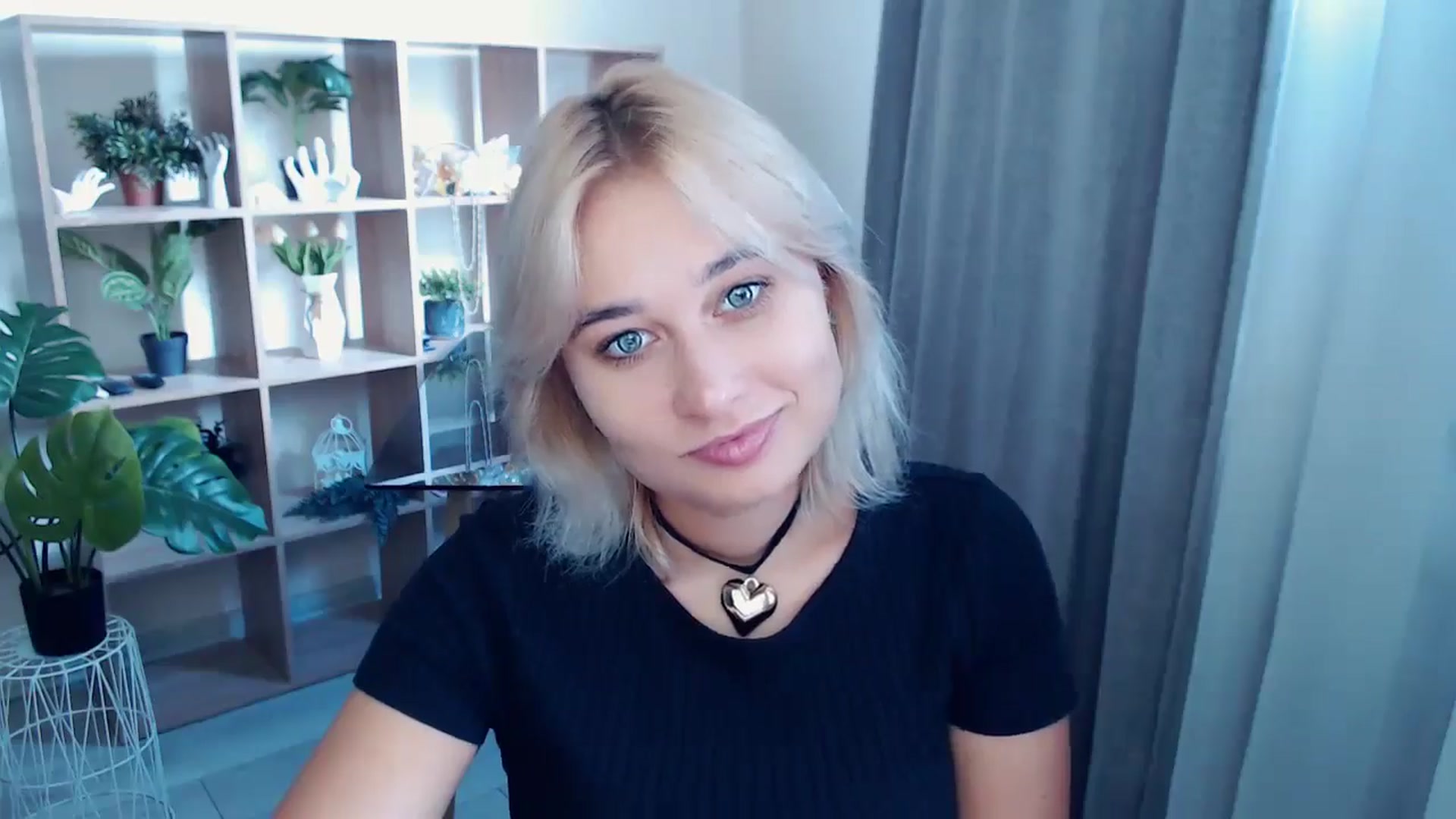 Gallery image thumbnail from Kukla_kolduna's myfreecams stream on, 09/13/2024, 09:09 image 9 of 20