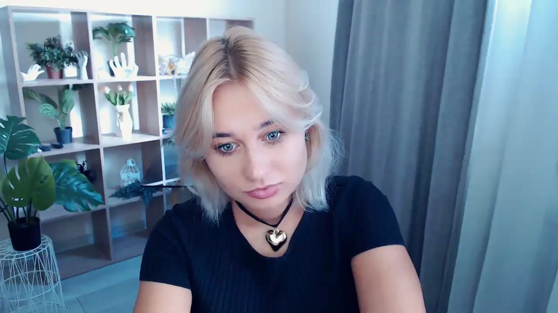 Gallery image thumbnail from Kukla_kolduna's myfreecams stream on, 09/13/2024, 09:09 image 17 of 20