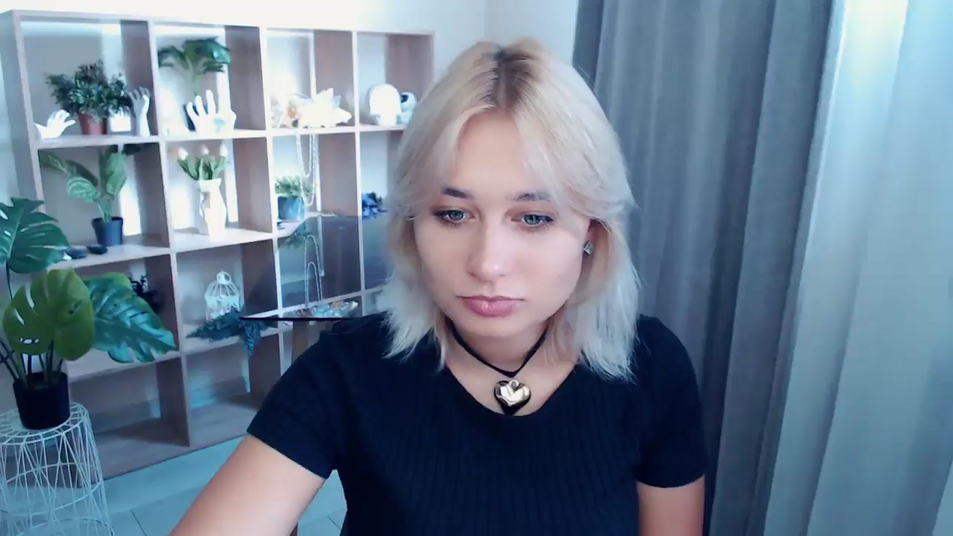 Gallery image thumbnail from Kukla_kolduna's myfreecams stream on, 09/13/2024, 09:09 image 10 of 20