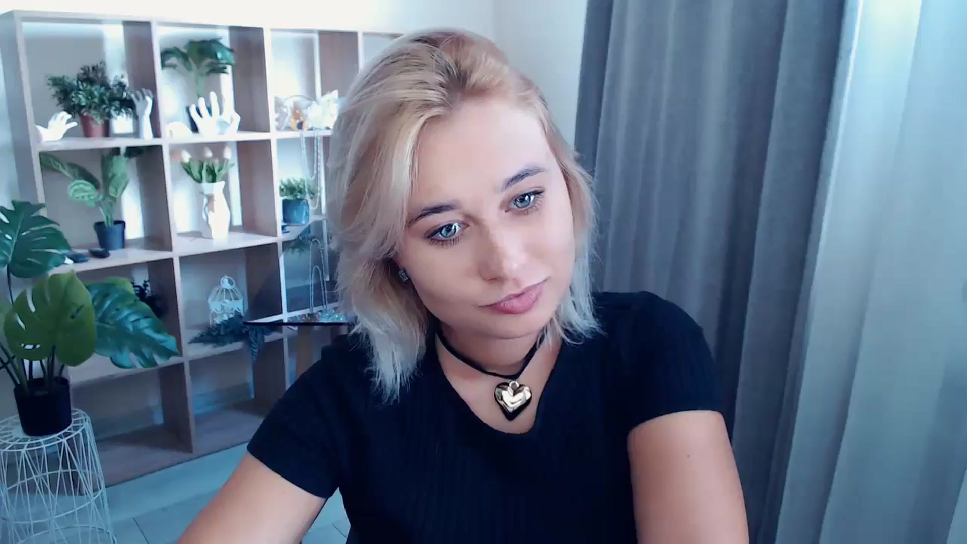 Gallery image thumbnail from Kukla_kolduna's myfreecams stream on, 09/13/2024, 09:09 image 15 of 20