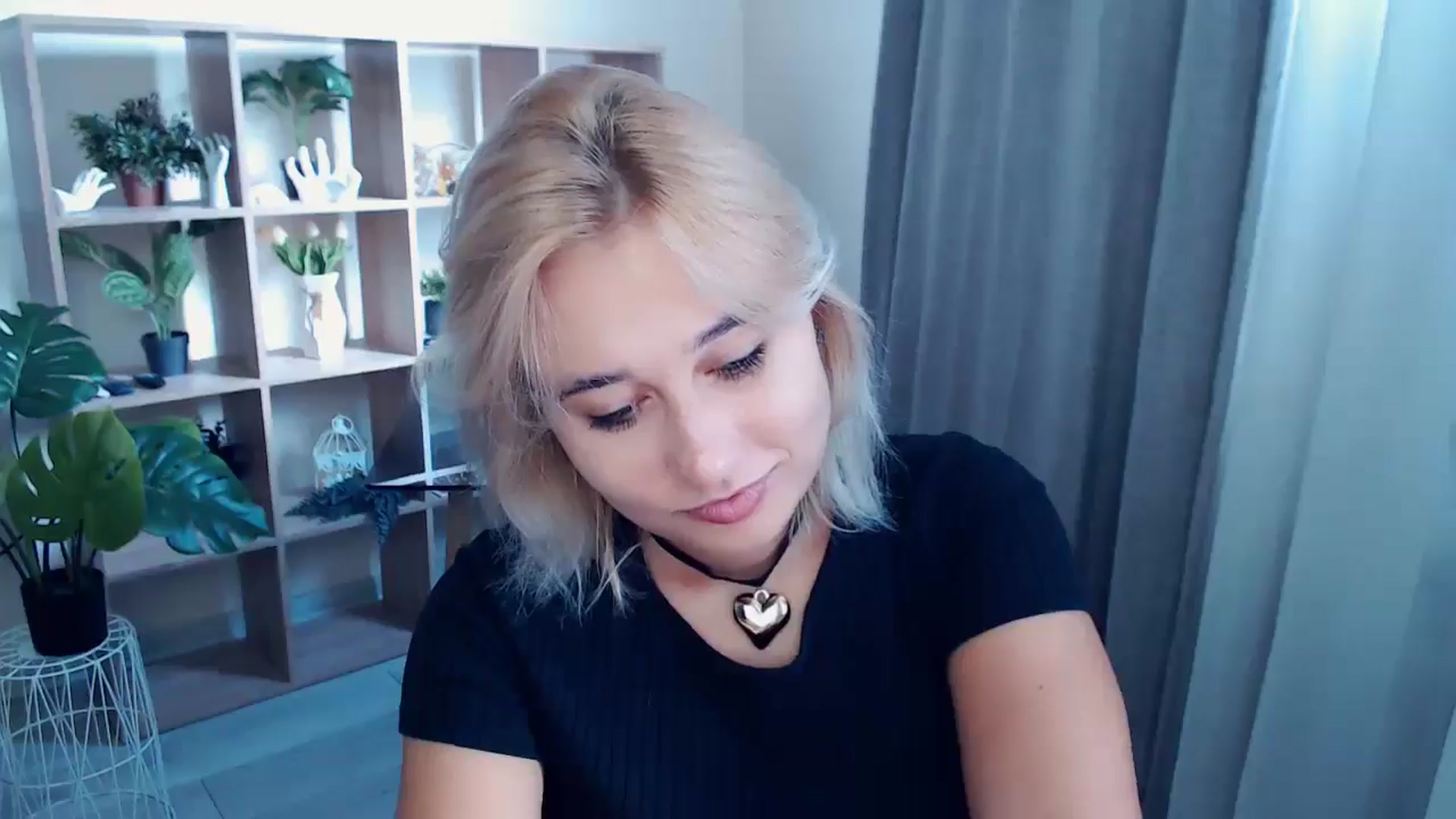 Gallery image thumbnail from Kukla_kolduna's myfreecams stream on, 09/13/2024, 09:09 image 14 of 20