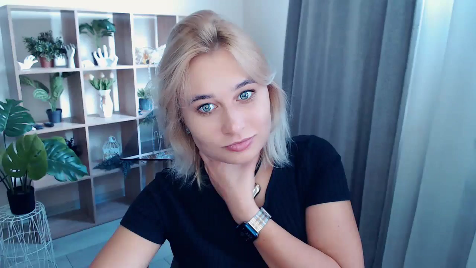 Gallery image thumbnail from Kukla_kolduna's myfreecams stream on, 09/13/2024, 09:09 image 13 of 20