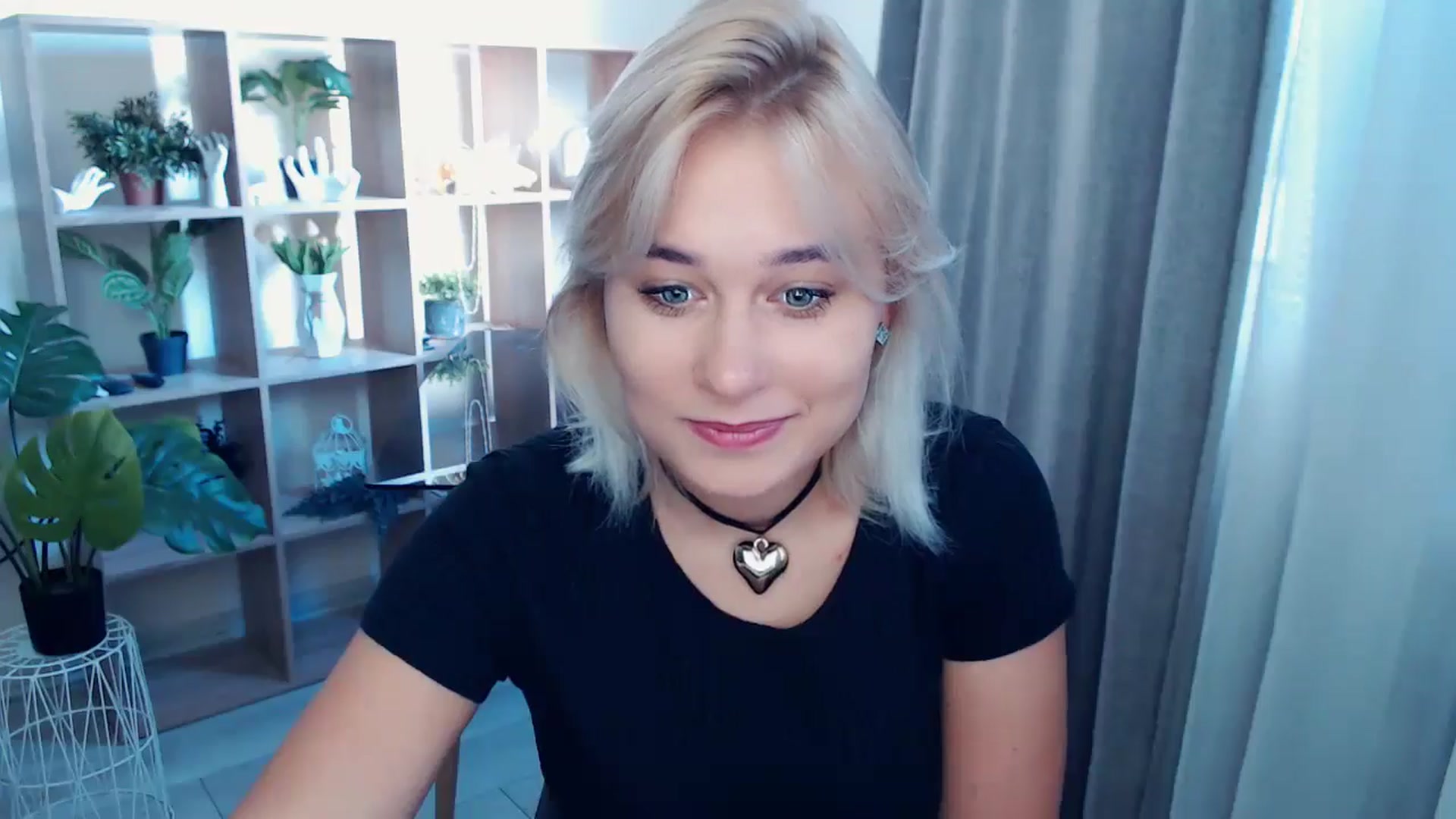 Gallery image thumbnail from Kukla_kolduna's myfreecams stream on, 09/13/2024, 15:56 image 4 of 20