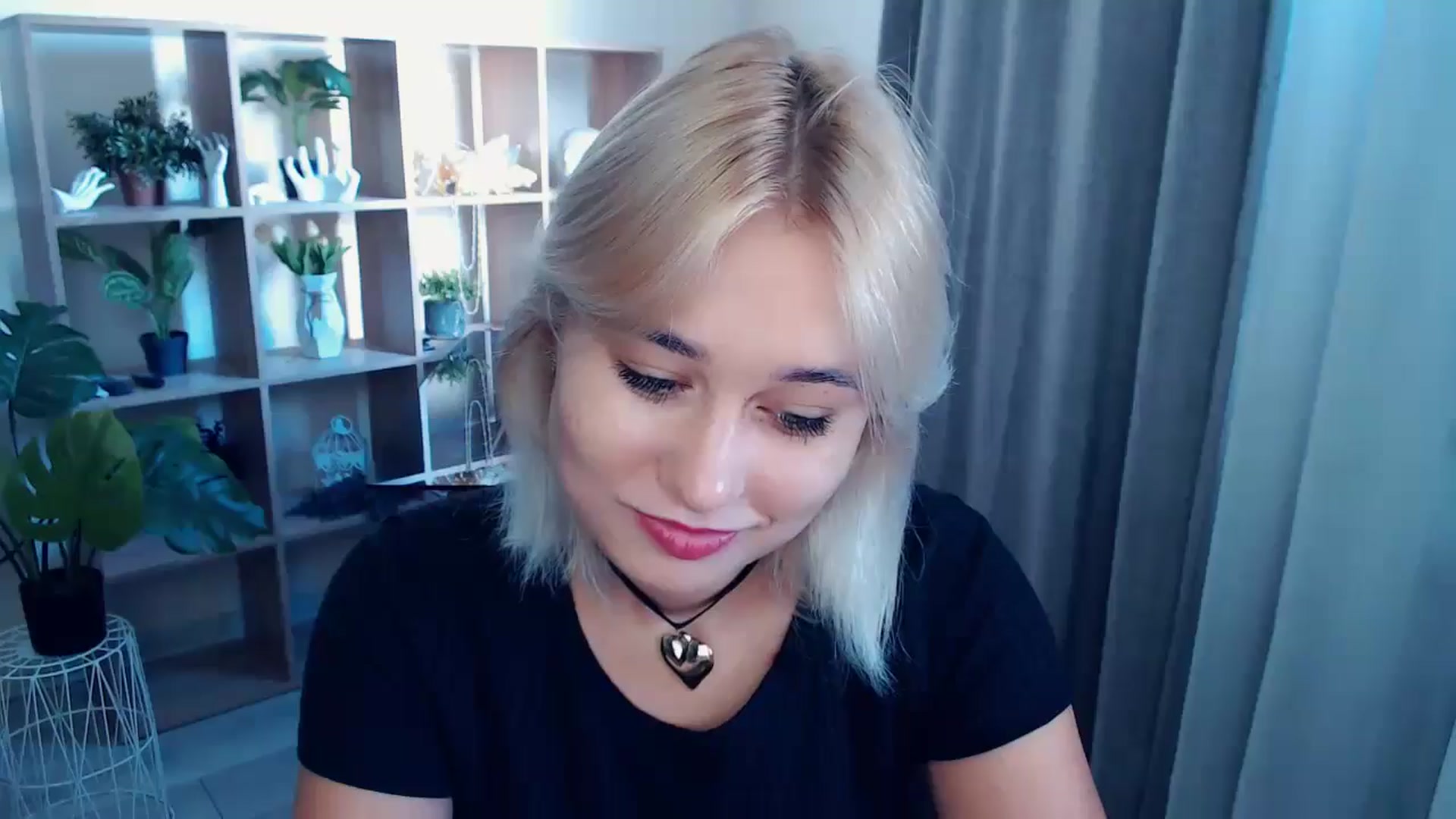 Gallery image thumbnail from Kukla_kolduna's myfreecams stream on, 09/13/2024, 15:56 image 1 of 20