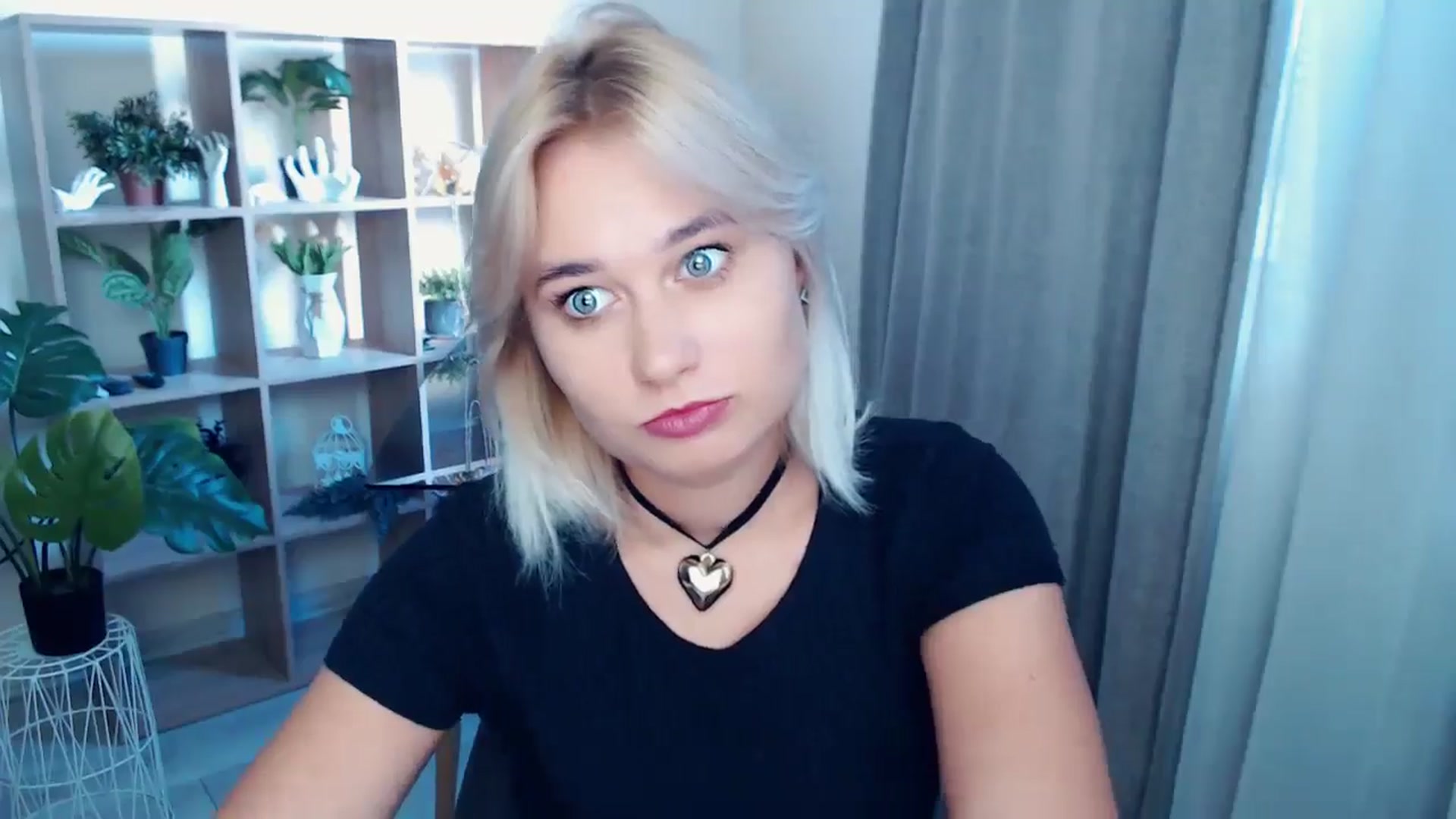 Gallery image thumbnail from Kukla_kolduna's myfreecams stream on, 09/13/2024, 15:56 image 12 of 20