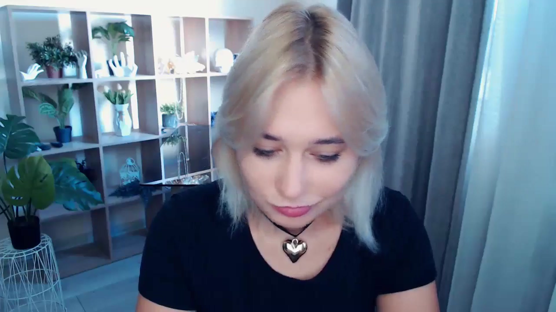 Gallery image thumbnail from Kukla_kolduna's myfreecams stream on, 09/13/2024, 15:56 image 5 of 20