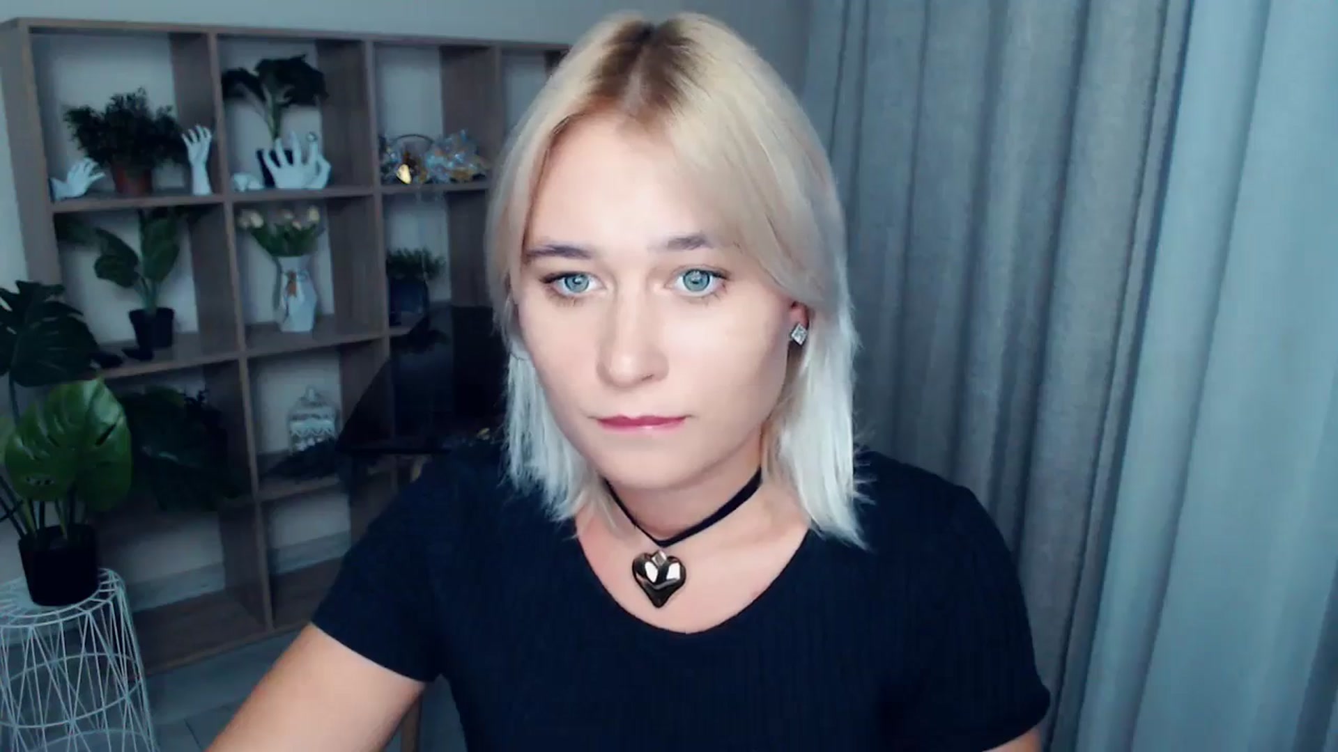 Gallery image thumbnail from Kukla_kolduna's myfreecams stream on, 09/13/2024, 16:32 image 10 of 20