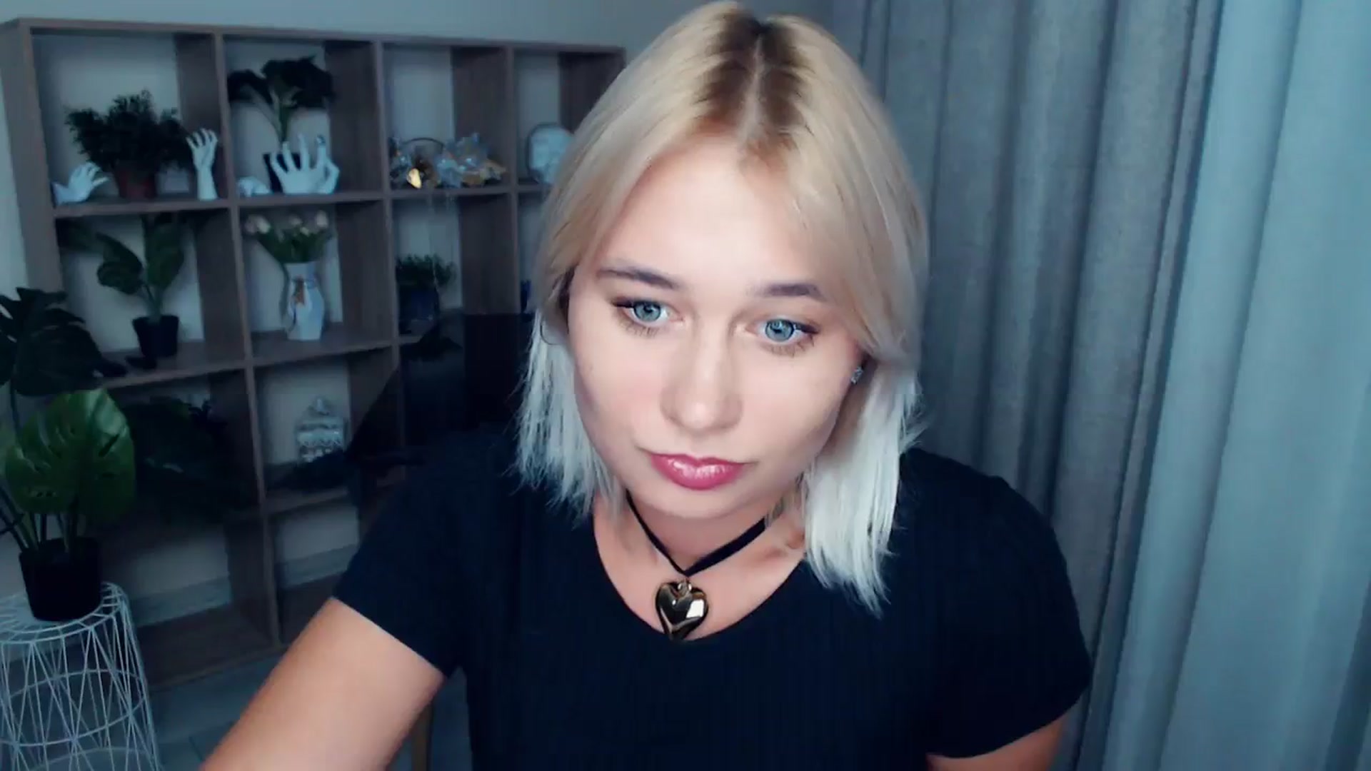 Gallery image thumbnail from Kukla_kolduna's myfreecams stream on, 09/13/2024, 16:32 image 3 of 20