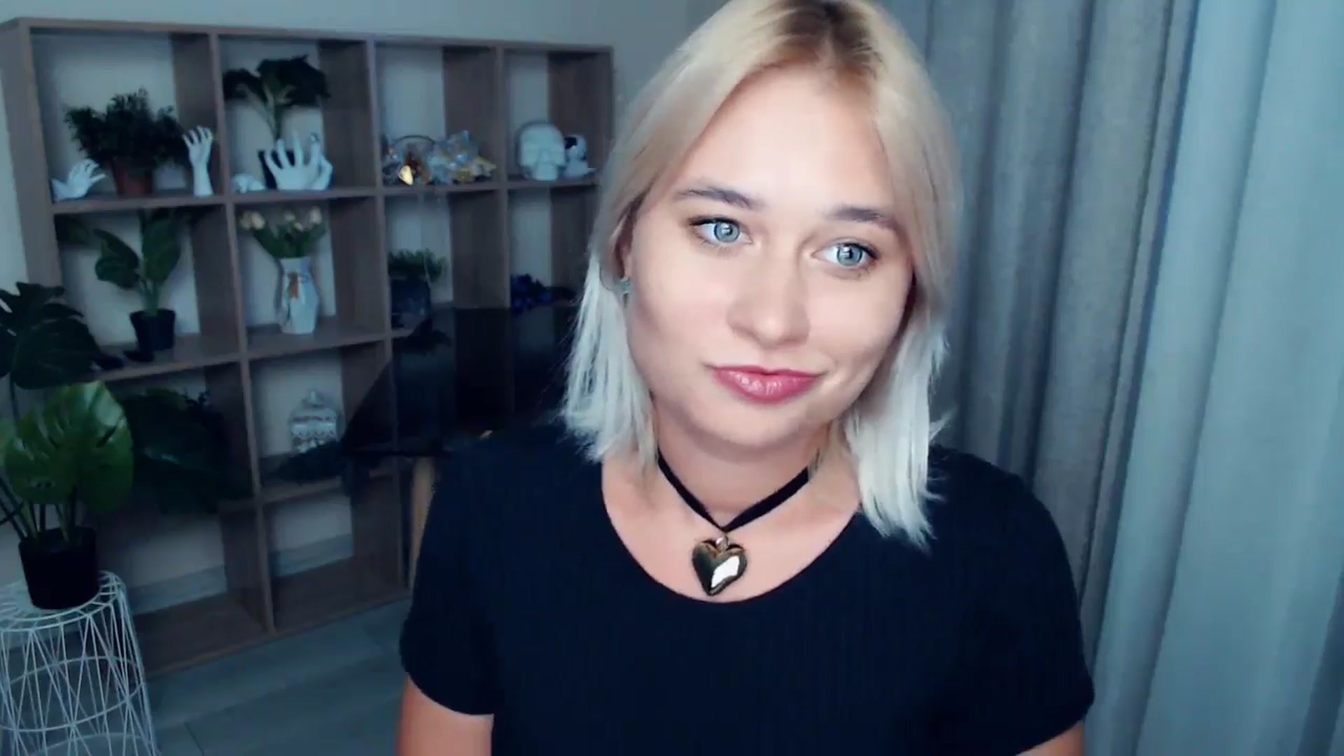 Gallery image thumbnail from Kukla_kolduna's myfreecams stream on, 09/13/2024, 16:32 image 2 of 20