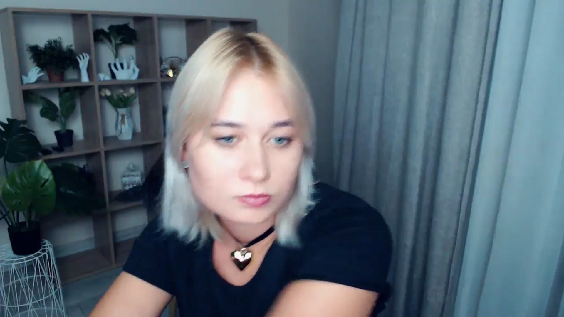 Gallery image thumbnail from Kukla_kolduna's myfreecams stream on, 09/13/2024, 16:32 image 18 of 20