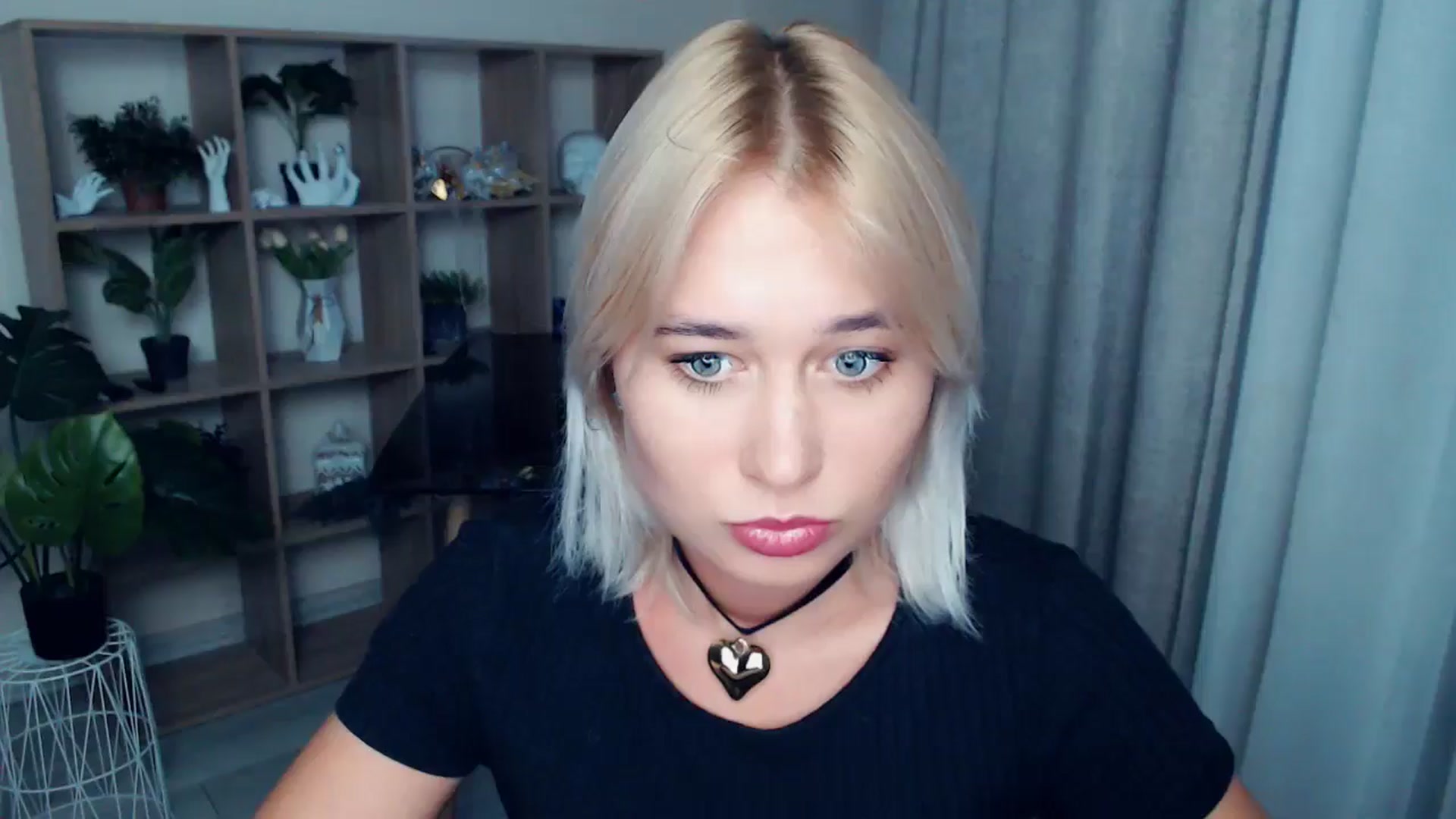 Gallery image thumbnail from Kukla_kolduna's myfreecams stream on, 09/13/2024, 16:32 image 11 of 20