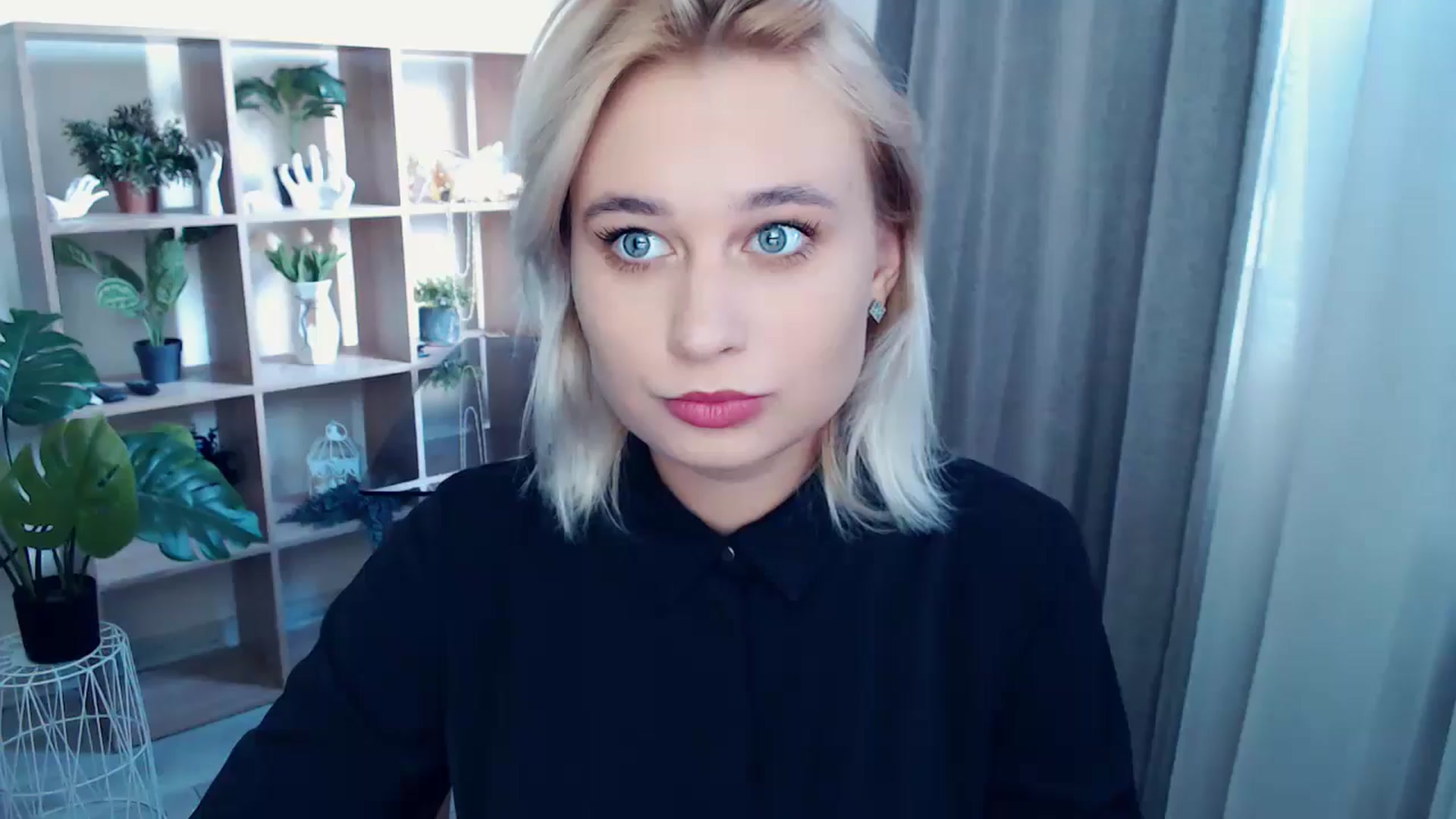 Gallery image thumbnail from Kukla_kolduna's myfreecams stream on, 09/14/2024, 15:33 image 1 of 20
