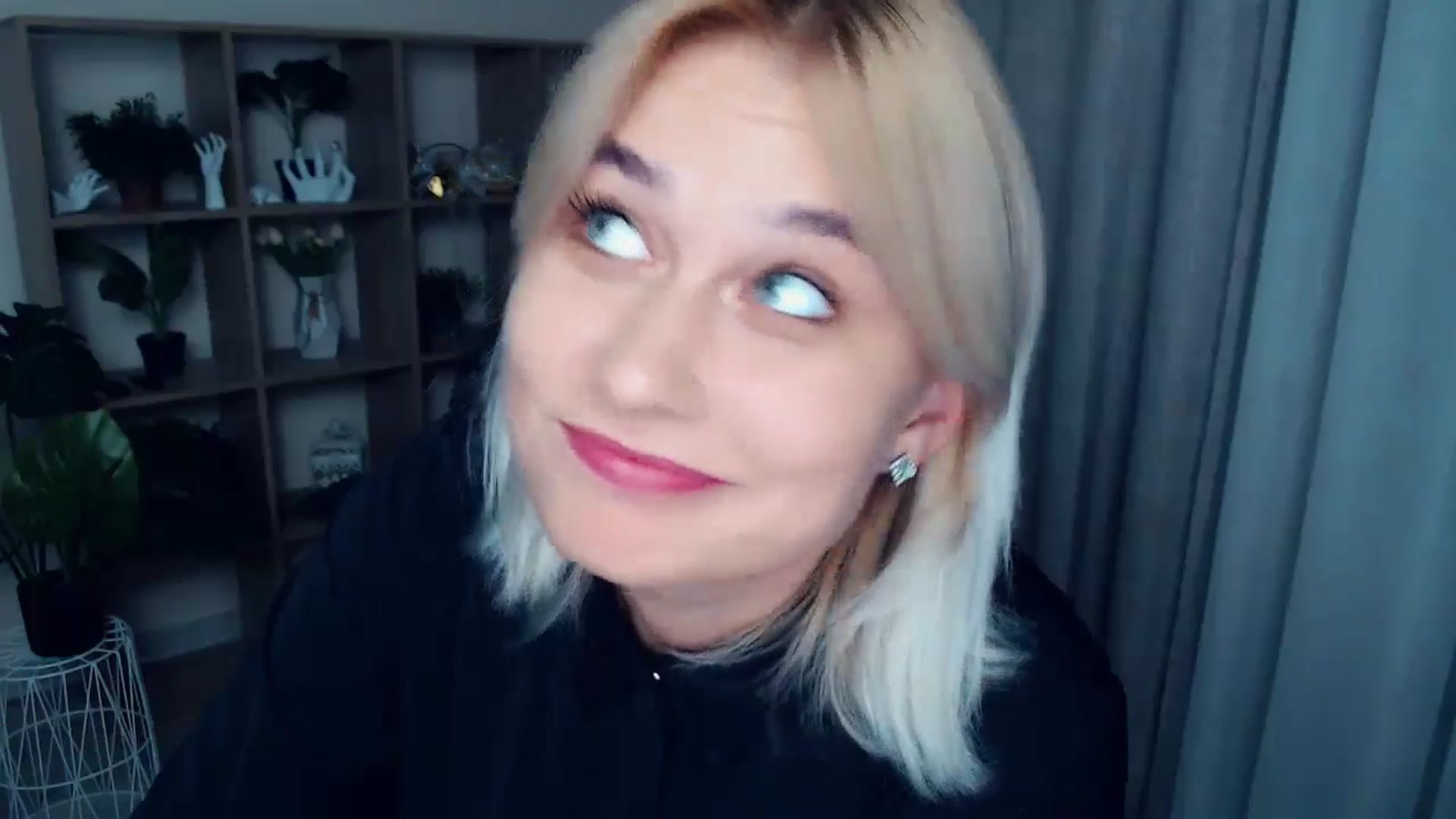 Gallery image thumbnail from Kukla_kolduna's myfreecams stream on, 09/14/2024, 18:29 image 16 of 20