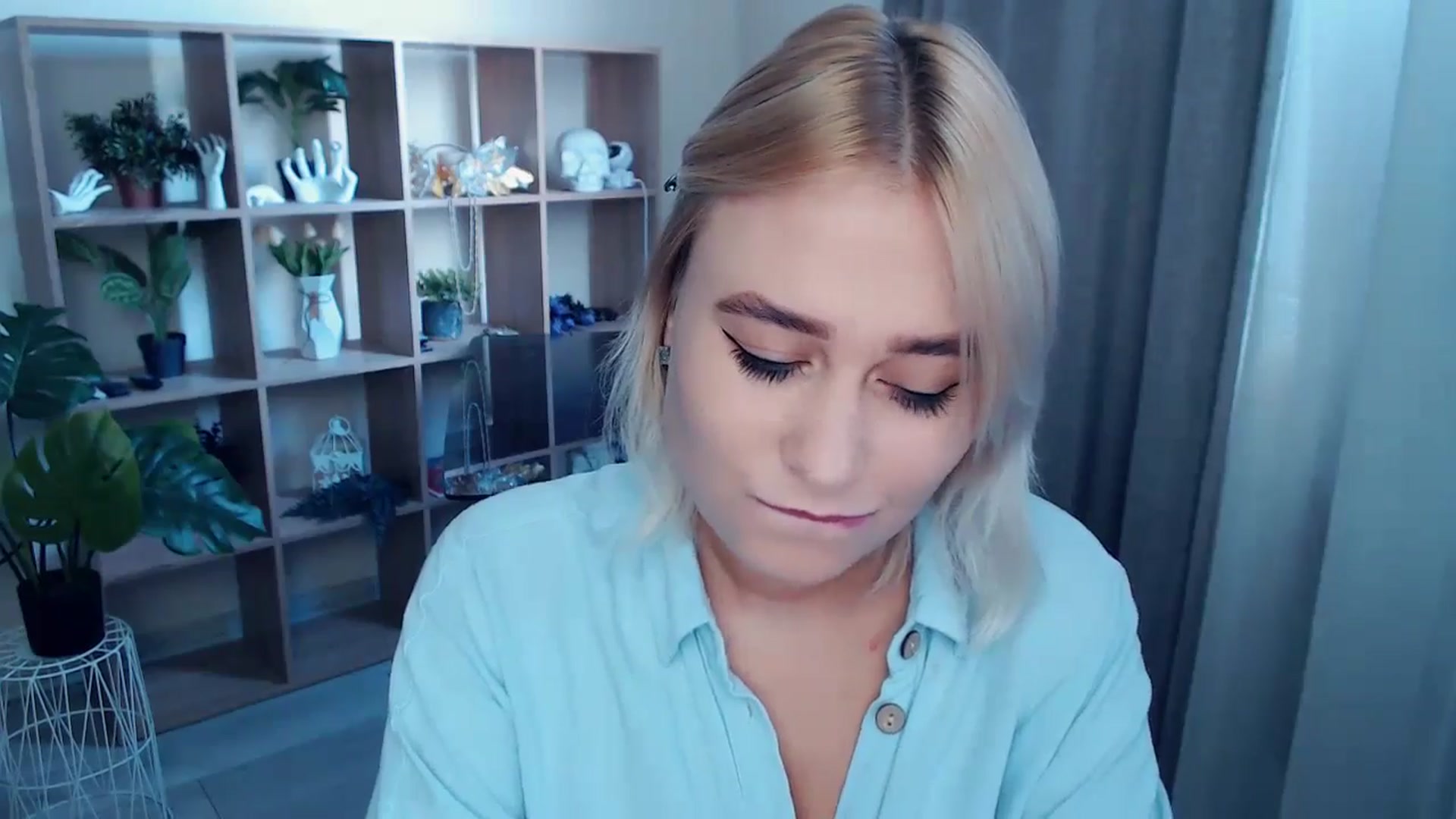 Gallery image thumbnail from Kukla_kolduna's myfreecams stream on, 09/15/2024, 14:54 image 8 of 20