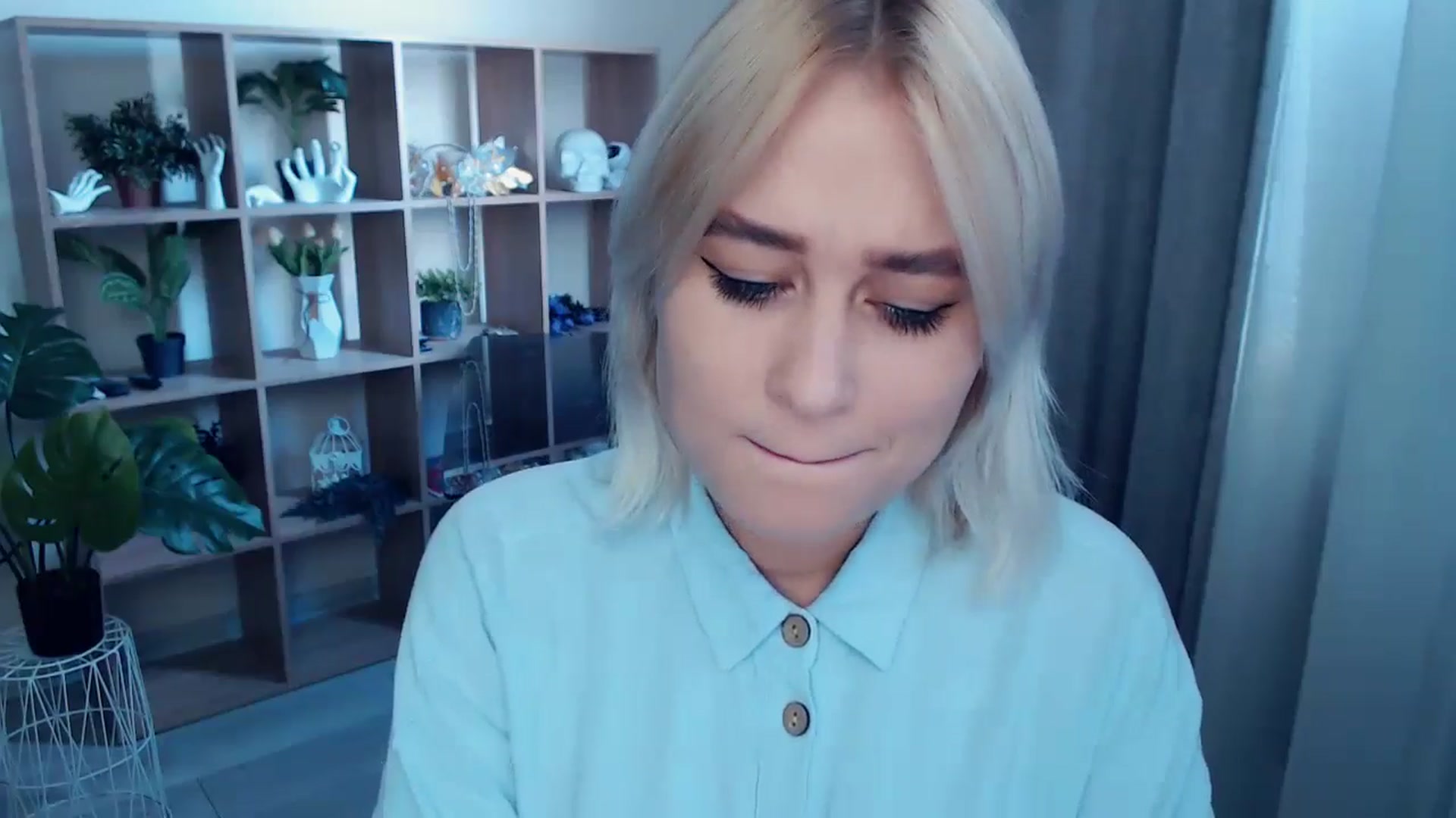 Gallery image thumbnail from Kukla_kolduna's myfreecams stream on, 09/15/2024, 14:54 image 3 of 20