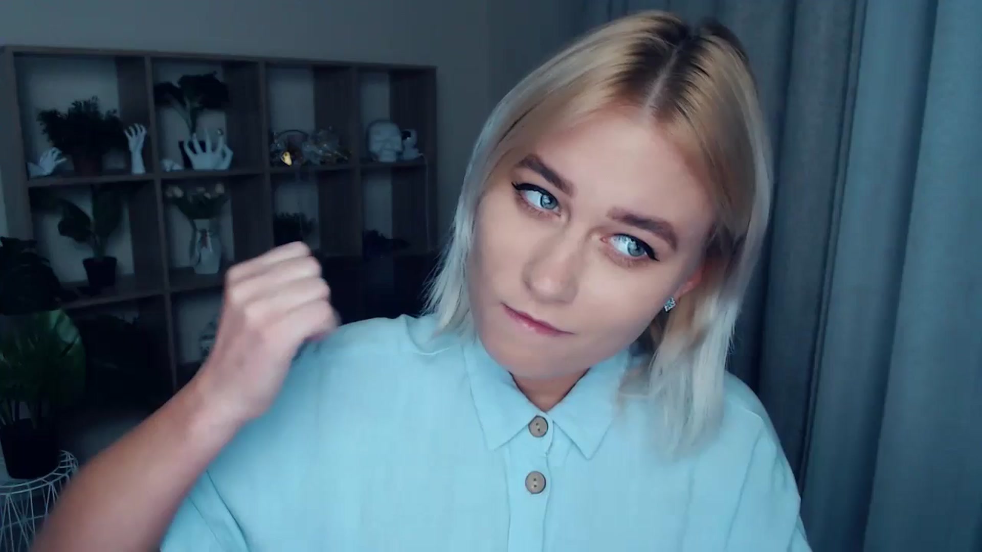 Gallery image thumbnail from Kukla_kolduna's myfreecams stream on, 09/15/2024, 18:11 image 2 of 20