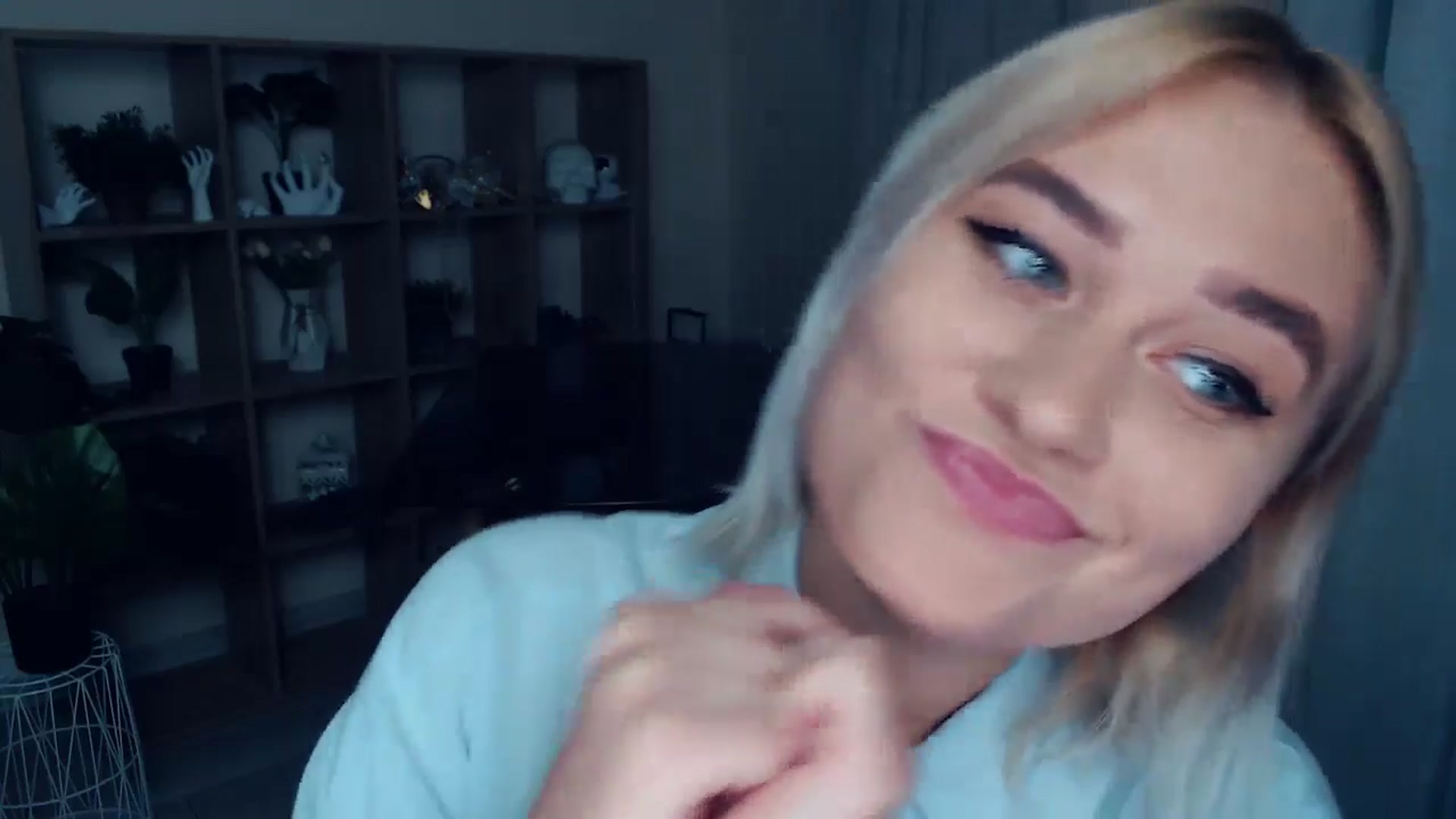 Gallery image thumbnail from Kukla_kolduna's myfreecams stream on, 09/15/2024, 18:11 image 19 of 20