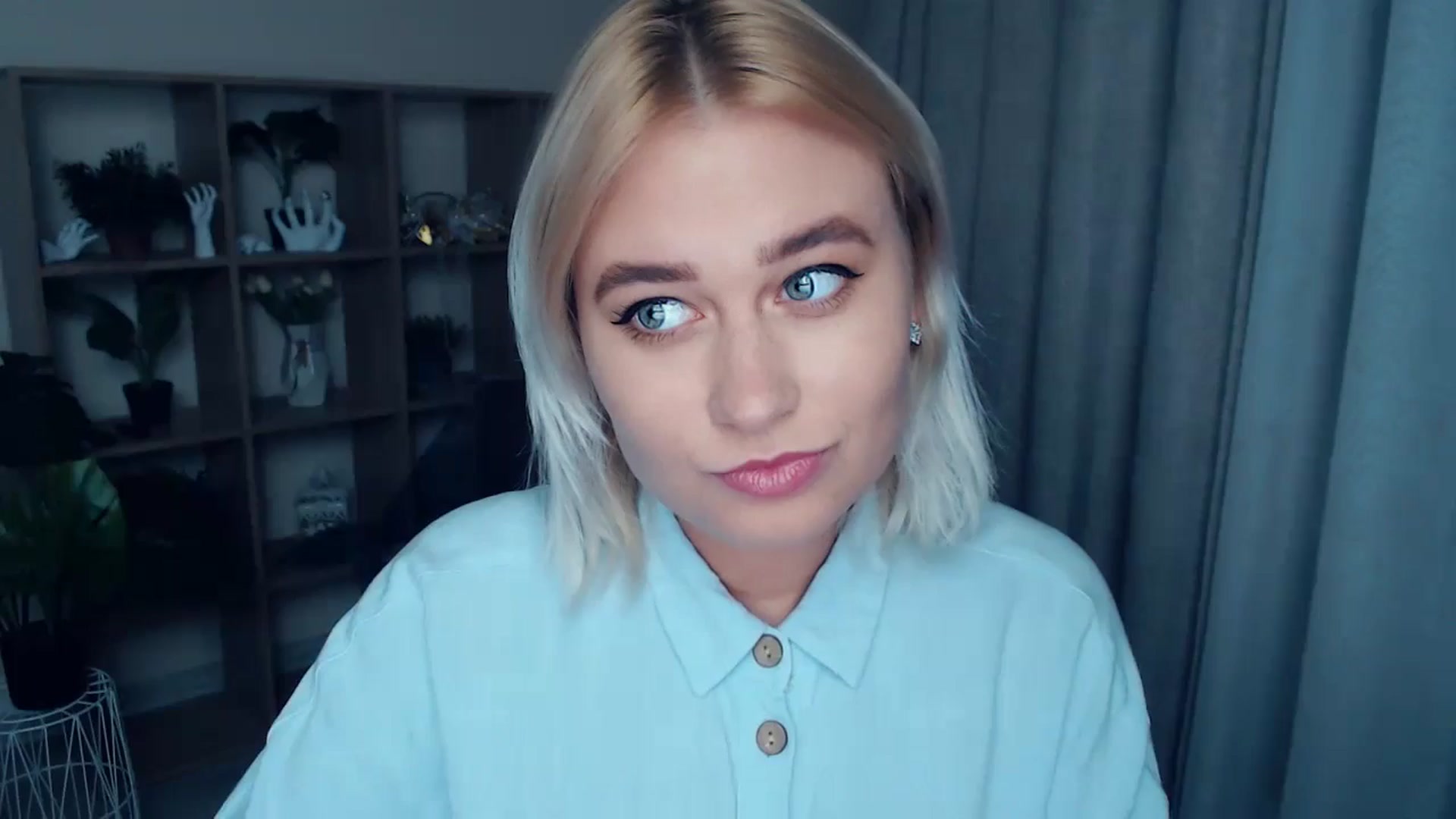Gallery image thumbnail from Kukla_kolduna's myfreecams stream on, 09/15/2024, 18:11 image 1 of 20