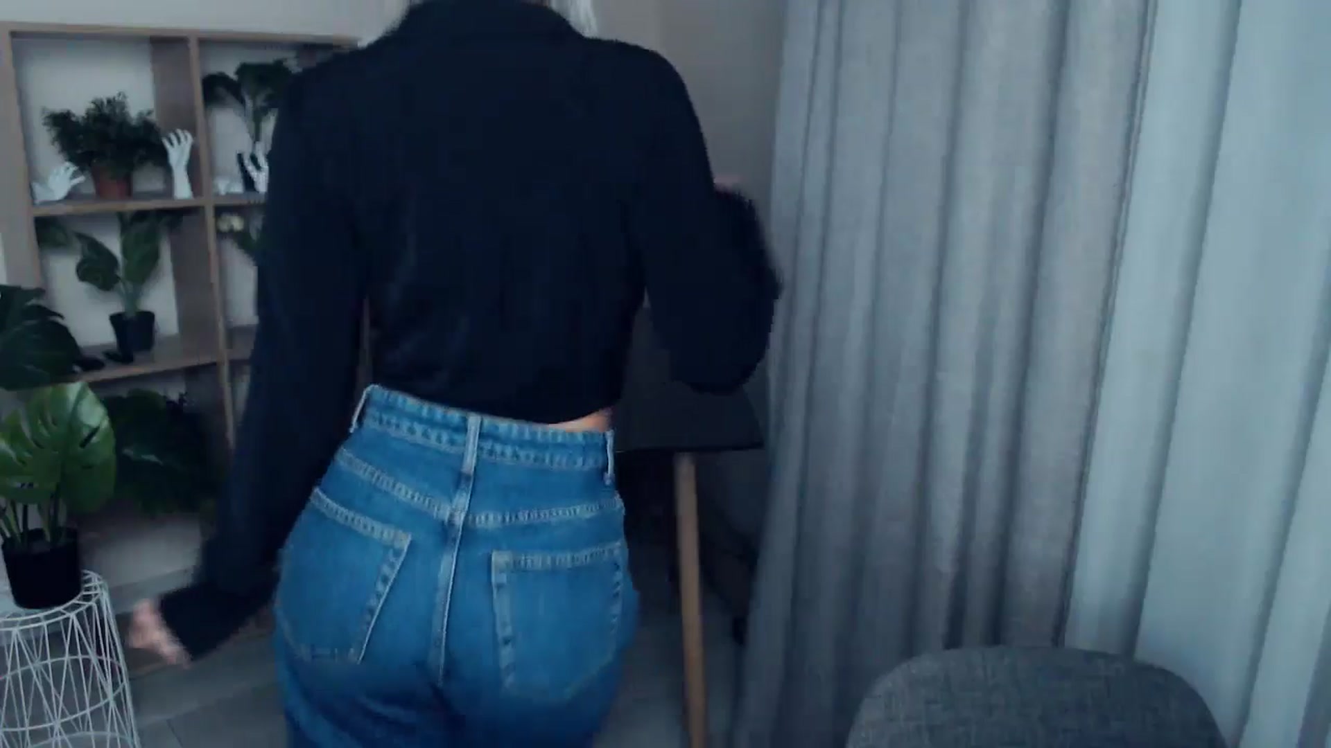 Gallery image thumbnail from Kukla_kolduna's myfreecams stream on, 09/18/2024, 17:18 image 19 of 20