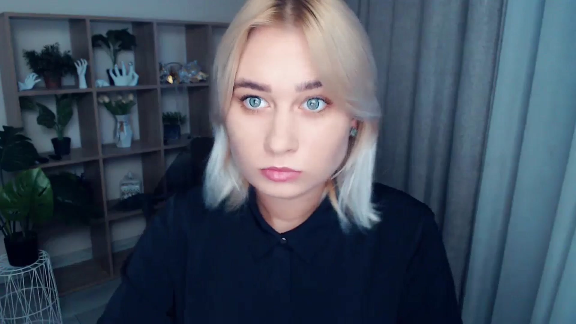 Gallery image thumbnail from Kukla_kolduna's myfreecams stream on, 09/18/2024, 17:18 image 5 of 20