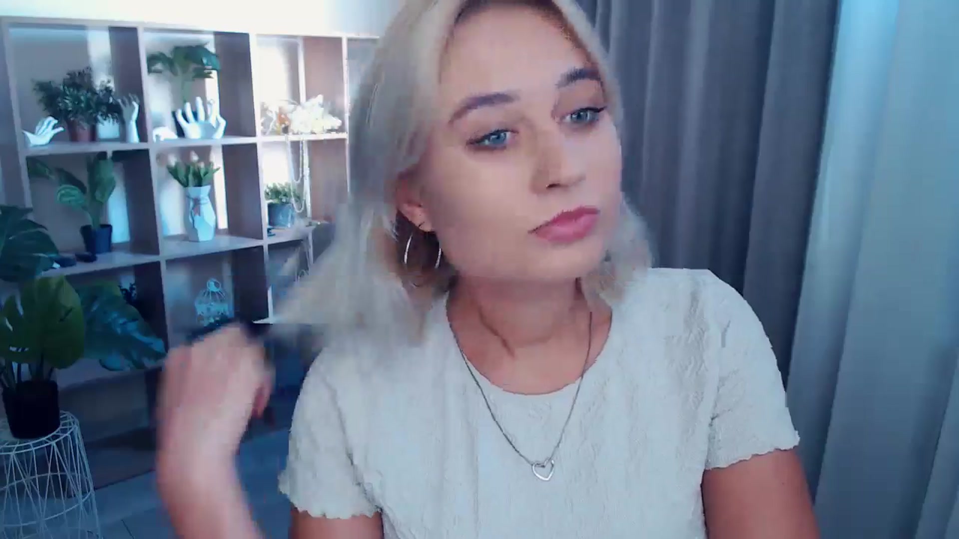 Gallery image thumbnail from Kukla_kolduna's myfreecams stream on, 09/20/2024, 14:27 image 9 of 20