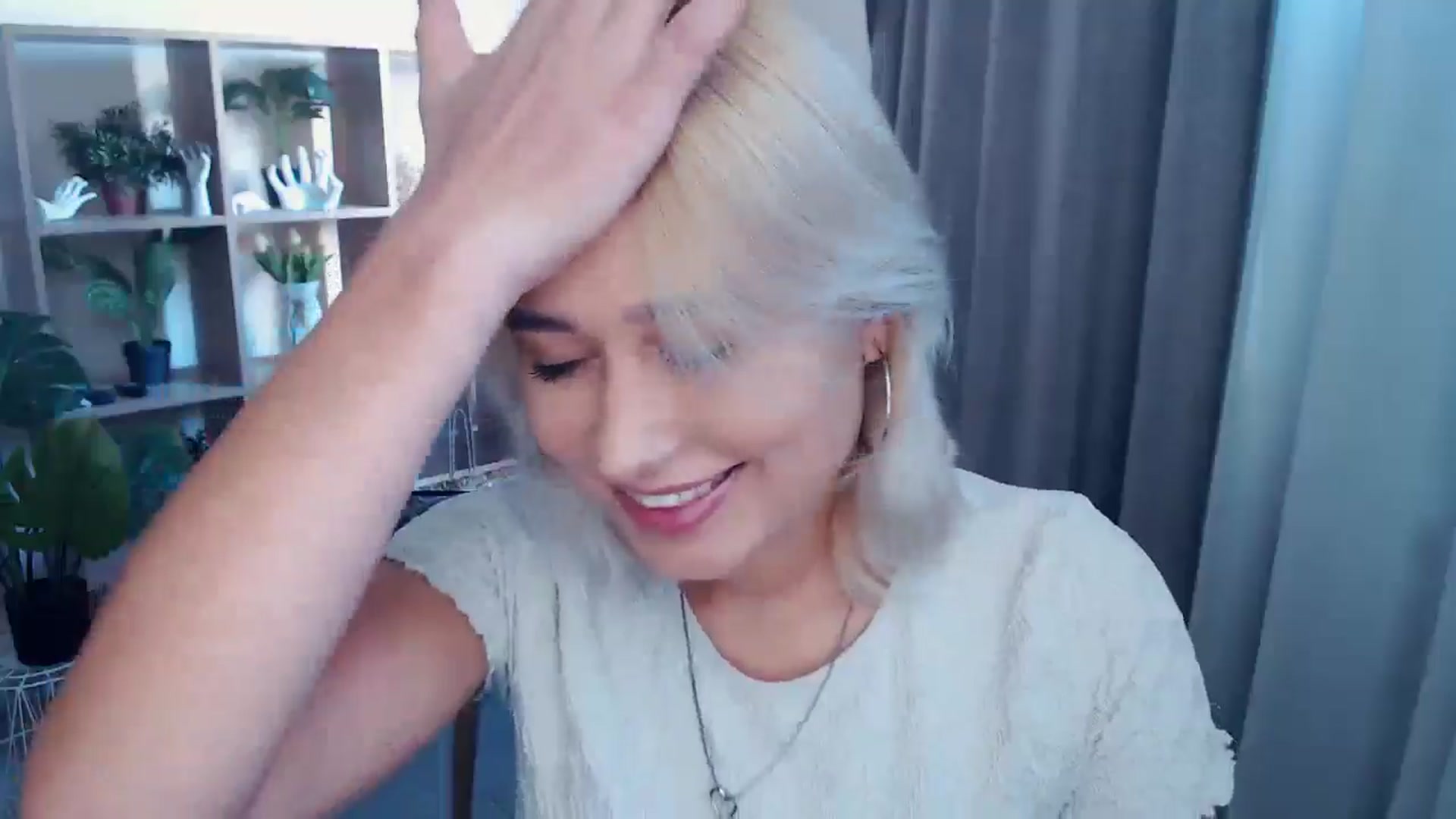 Gallery image thumbnail from Kukla_kolduna's myfreecams stream on, 09/20/2024, 14:27 image 14 of 20