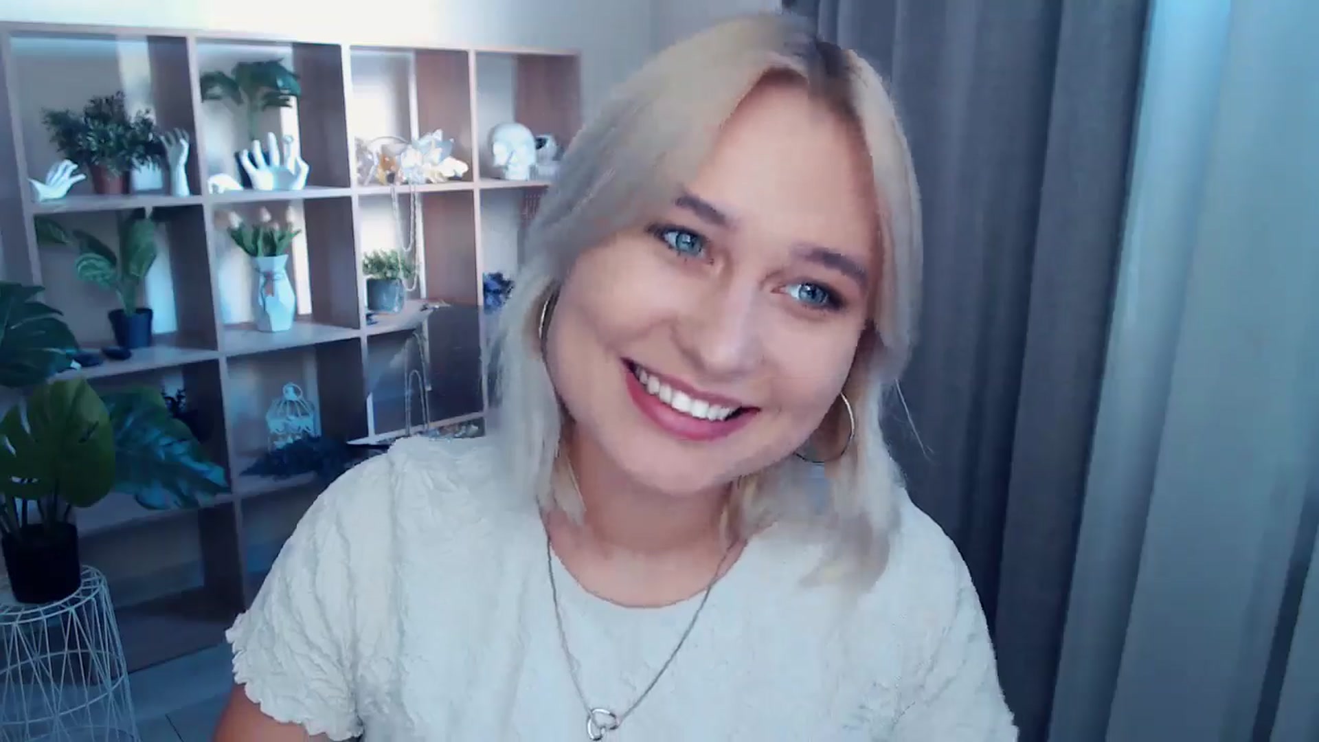 Gallery image thumbnail from Kukla_kolduna's myfreecams stream on, 09/20/2024, 14:27 image 20 of 20