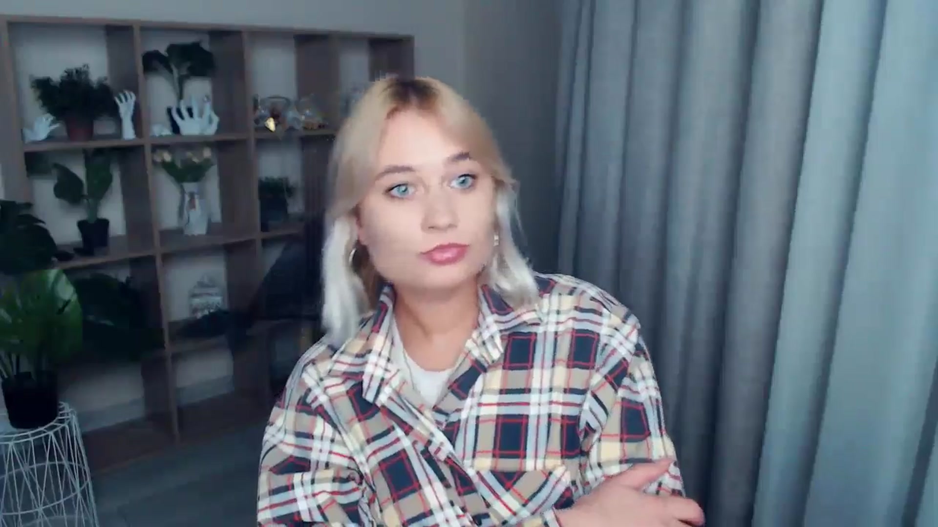 Gallery image thumbnail from Kukla_kolduna's myfreecams stream on, 09/20/2024, 16:28 image 20 of 20