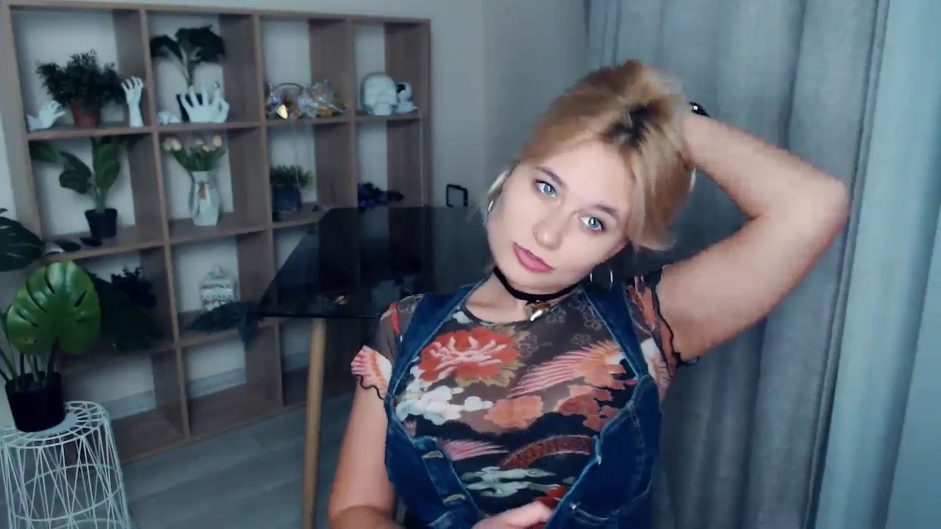 Gallery image thumbnail from Kukla_kolduna's myfreecams stream on, 09/21/2024, 17:50 image 14 of 20