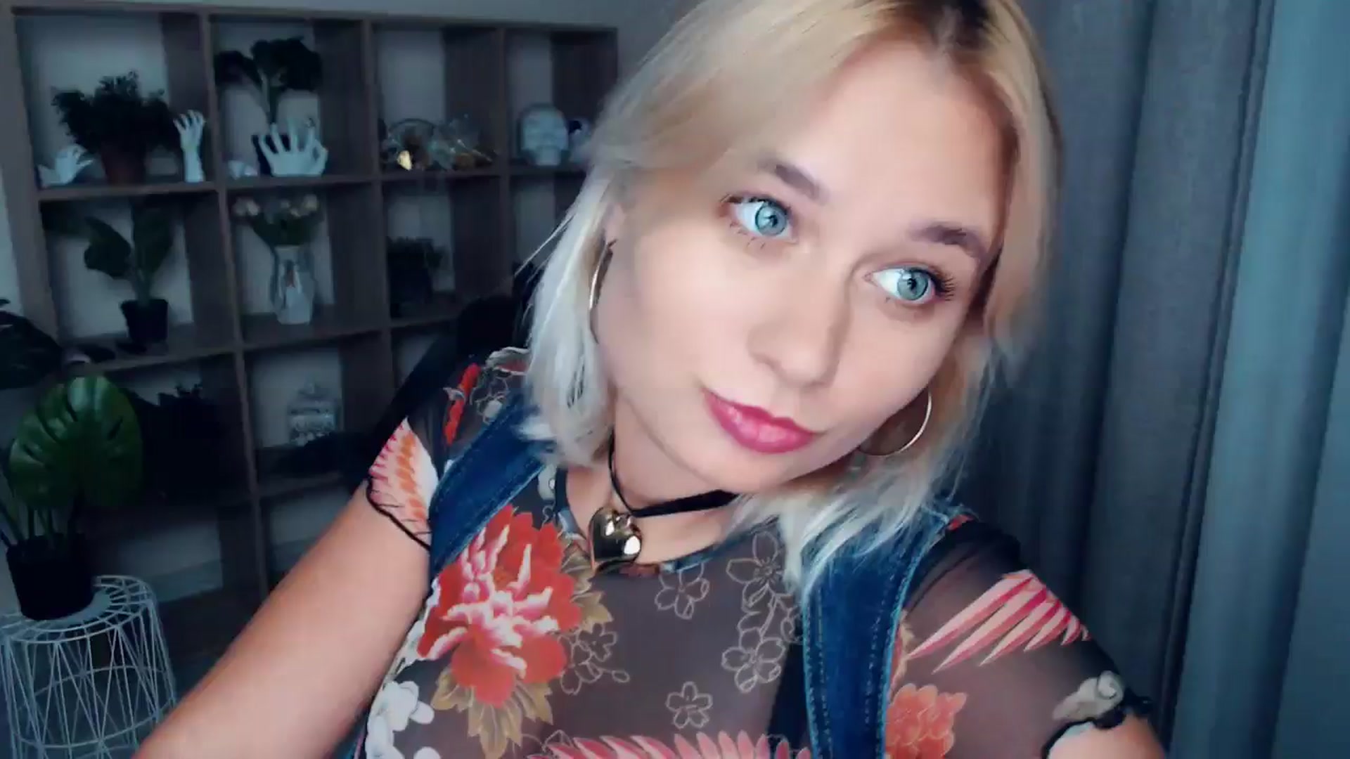 Gallery image thumbnail from Kukla_kolduna's myfreecams stream on, 09/21/2024, 17:50 image 10 of 20