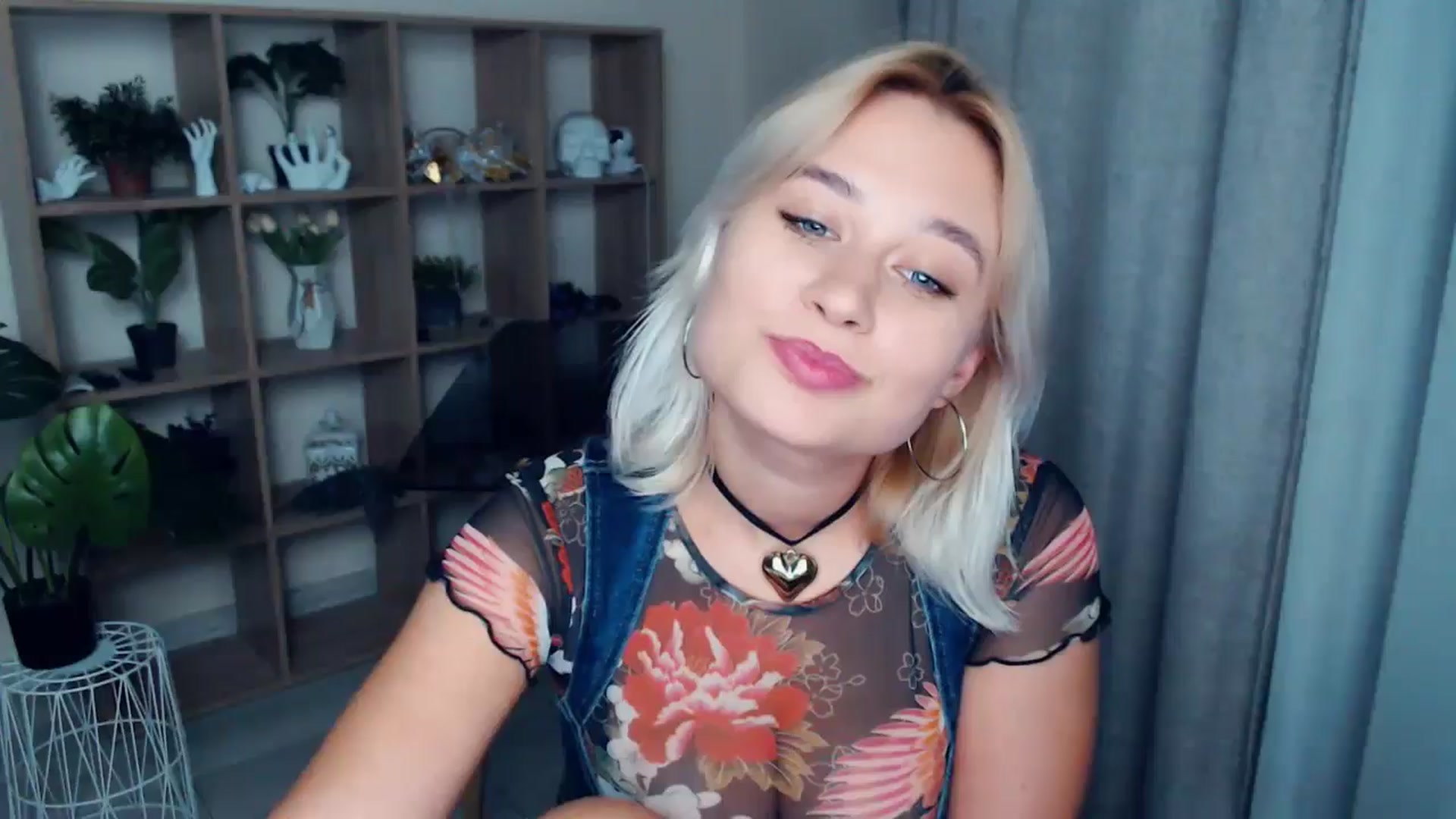 Gallery image thumbnail from Kukla_kolduna's myfreecams stream on, 09/21/2024, 17:50 image 20 of 20